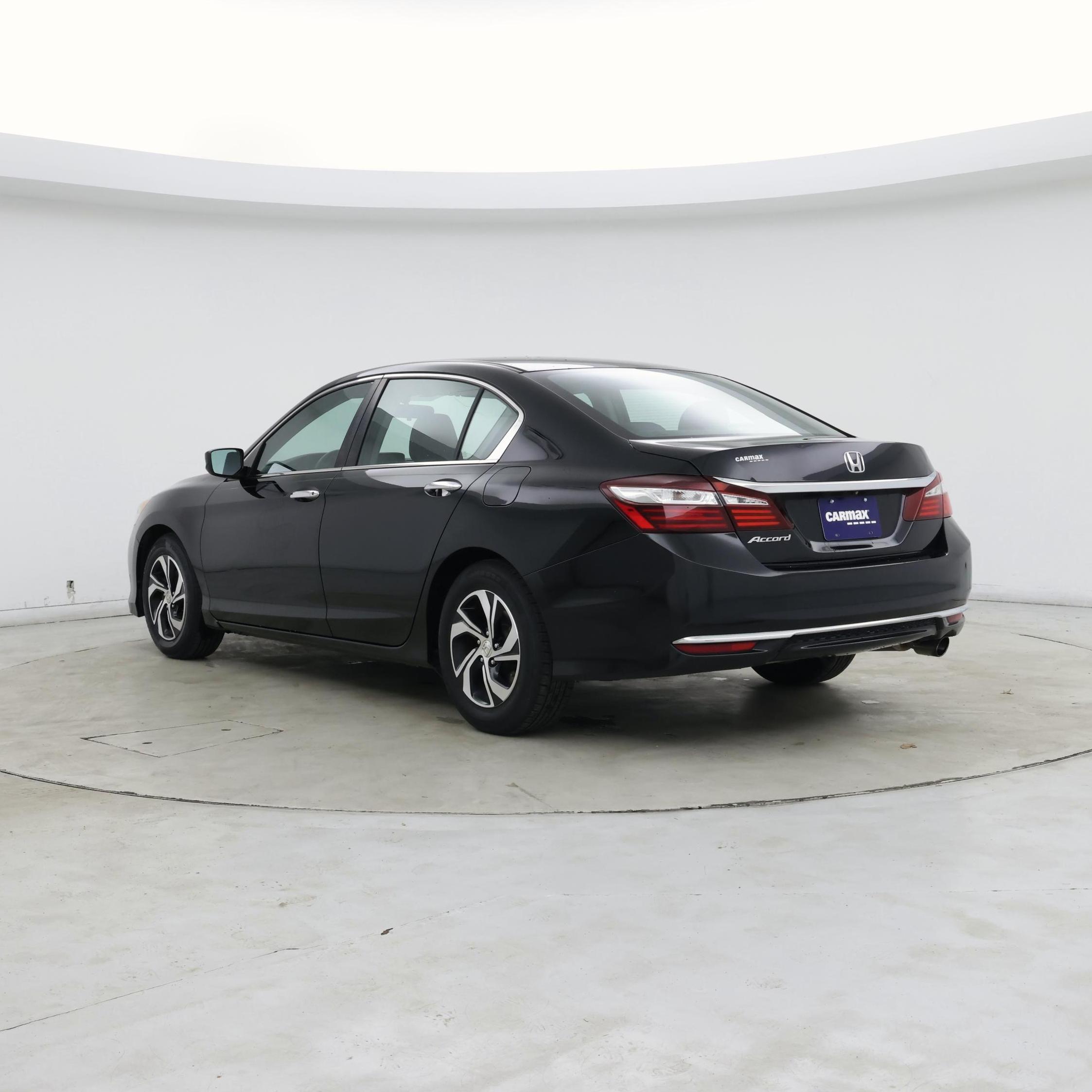 Thumbnail: 2016 Honda Accord - 2