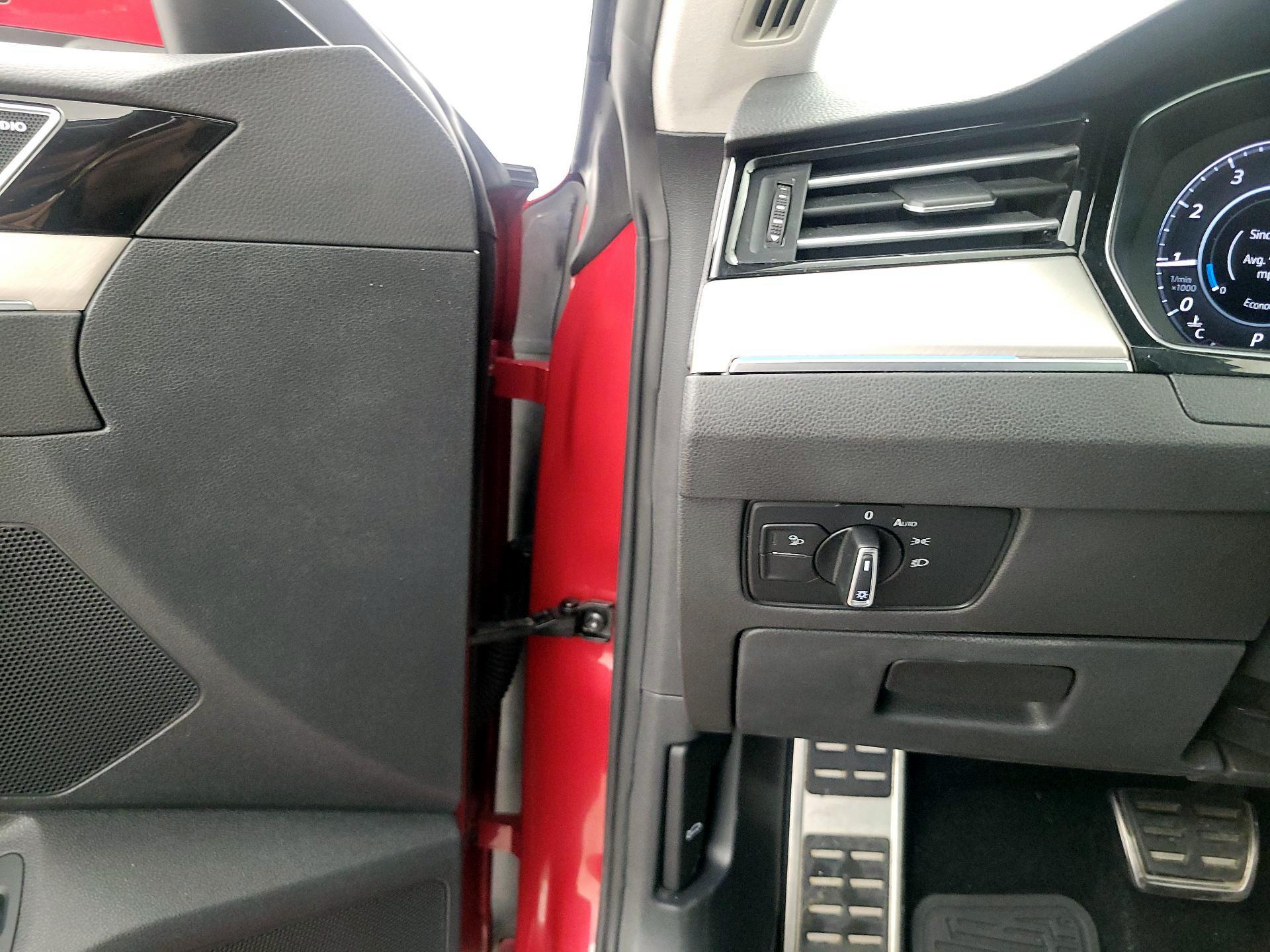 Thumbnail: 2019 Volkswagen Arteon - 13