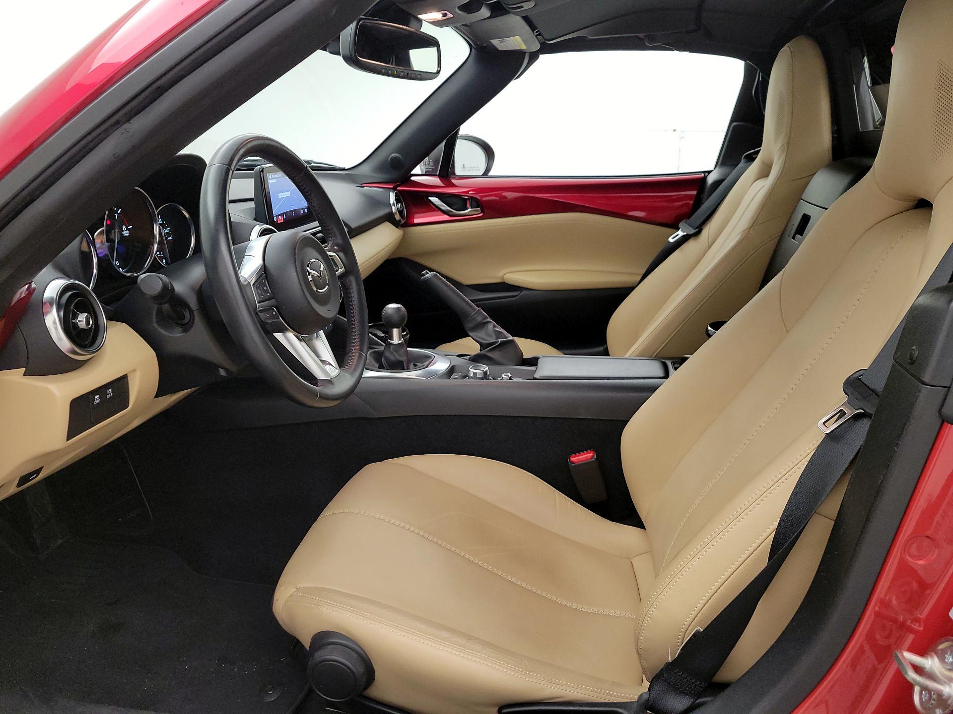 Thumbnail: 2019 Mazda MX-5 Miata - 11