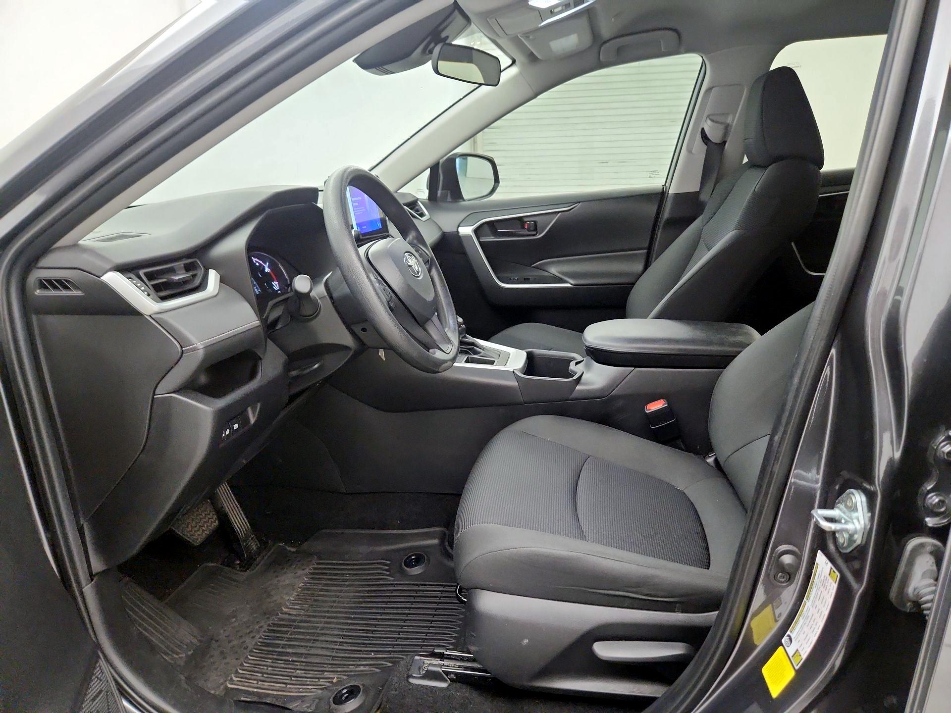 Thumbnail: 2024 Toyota RAV4 - 9