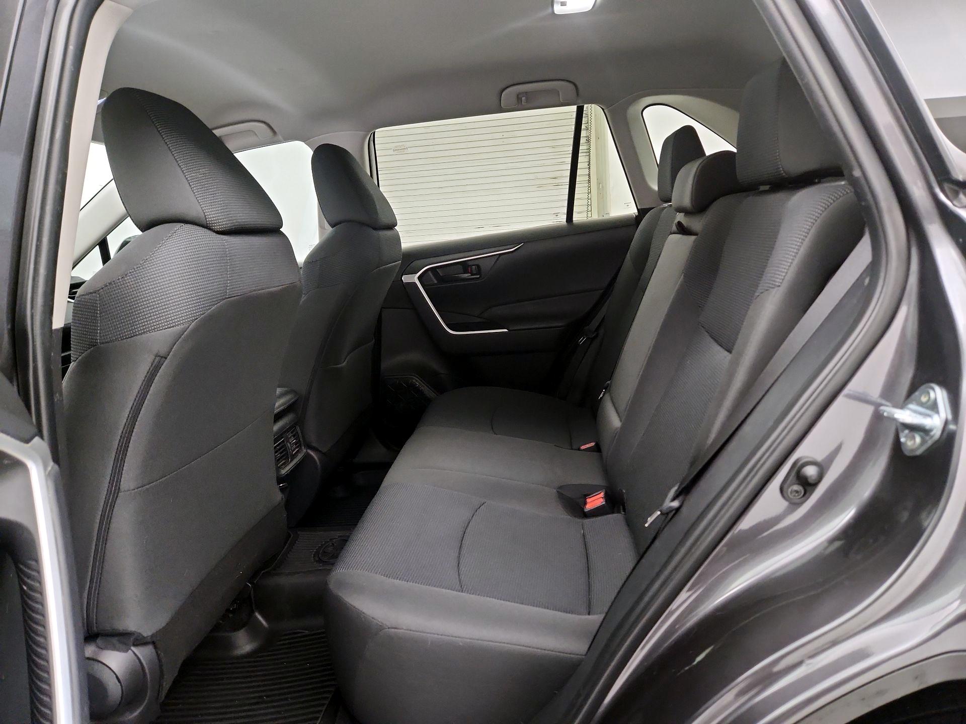 Thumbnail: 2024 Toyota RAV4 - 17