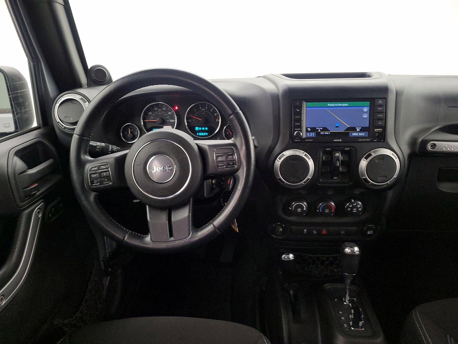 Thumbnail: 2014 Jeep Wrangler - 10