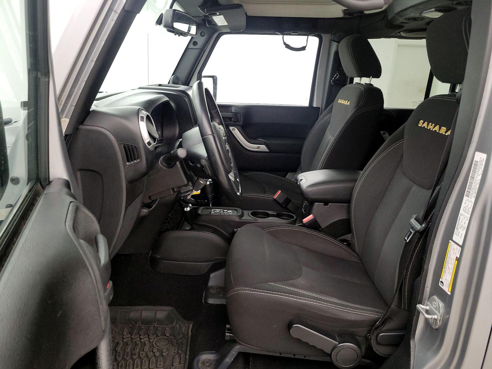 Thumbnail: 2014 Jeep Wrangler - 11