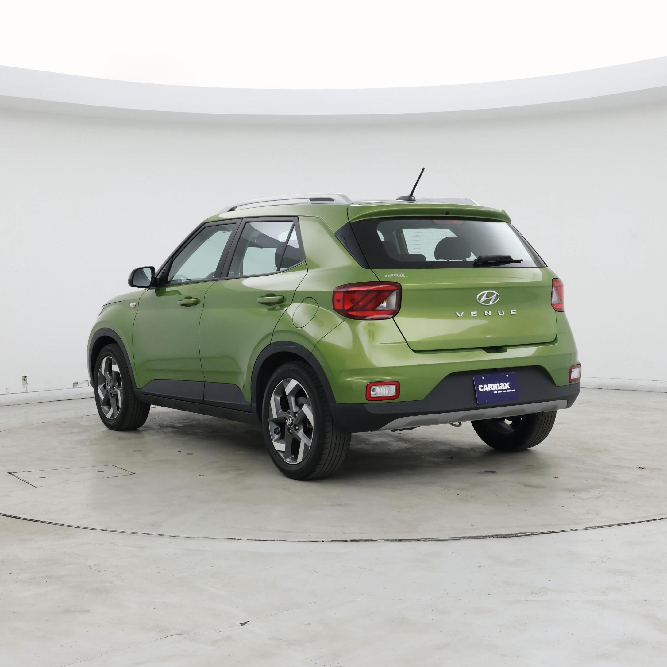 Thumbnail: 2023 Hyundai Venue - 2