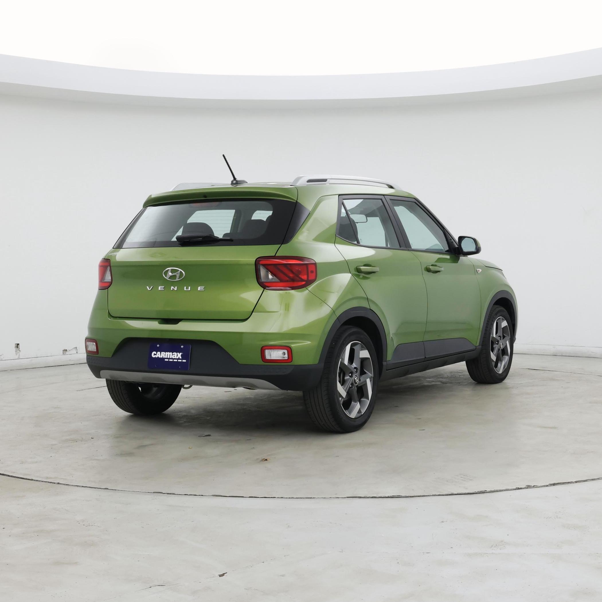 Thumbnail: 2023 Hyundai Venue - 8