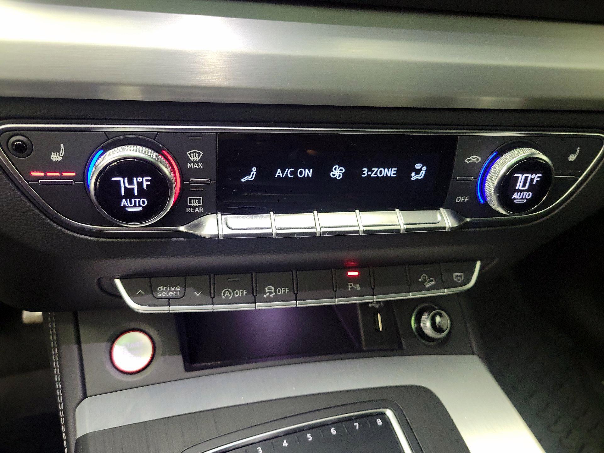 Thumbnail: 2020 Audi SQ5 - 17