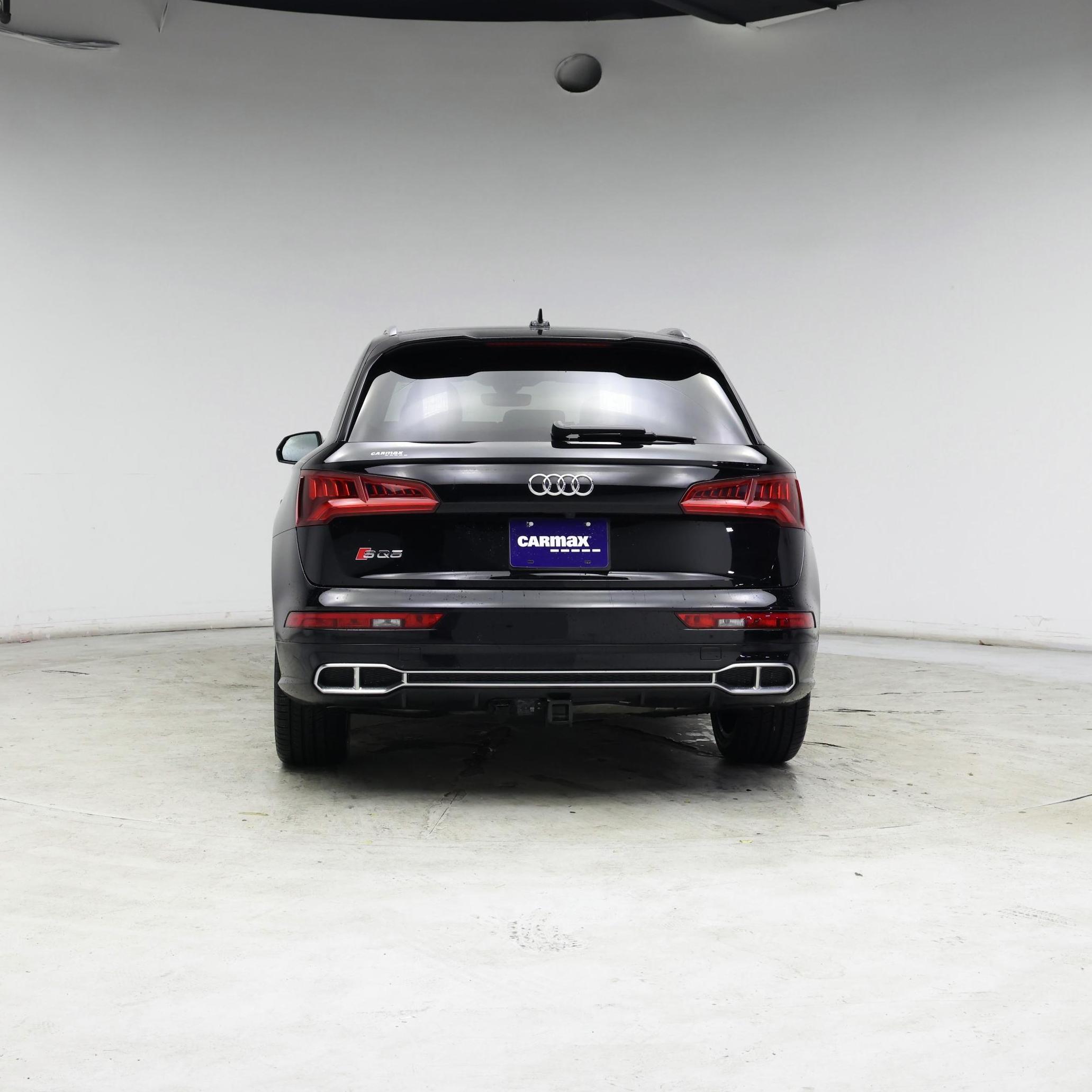 Thumbnail: 2020 Audi SQ5 - 6