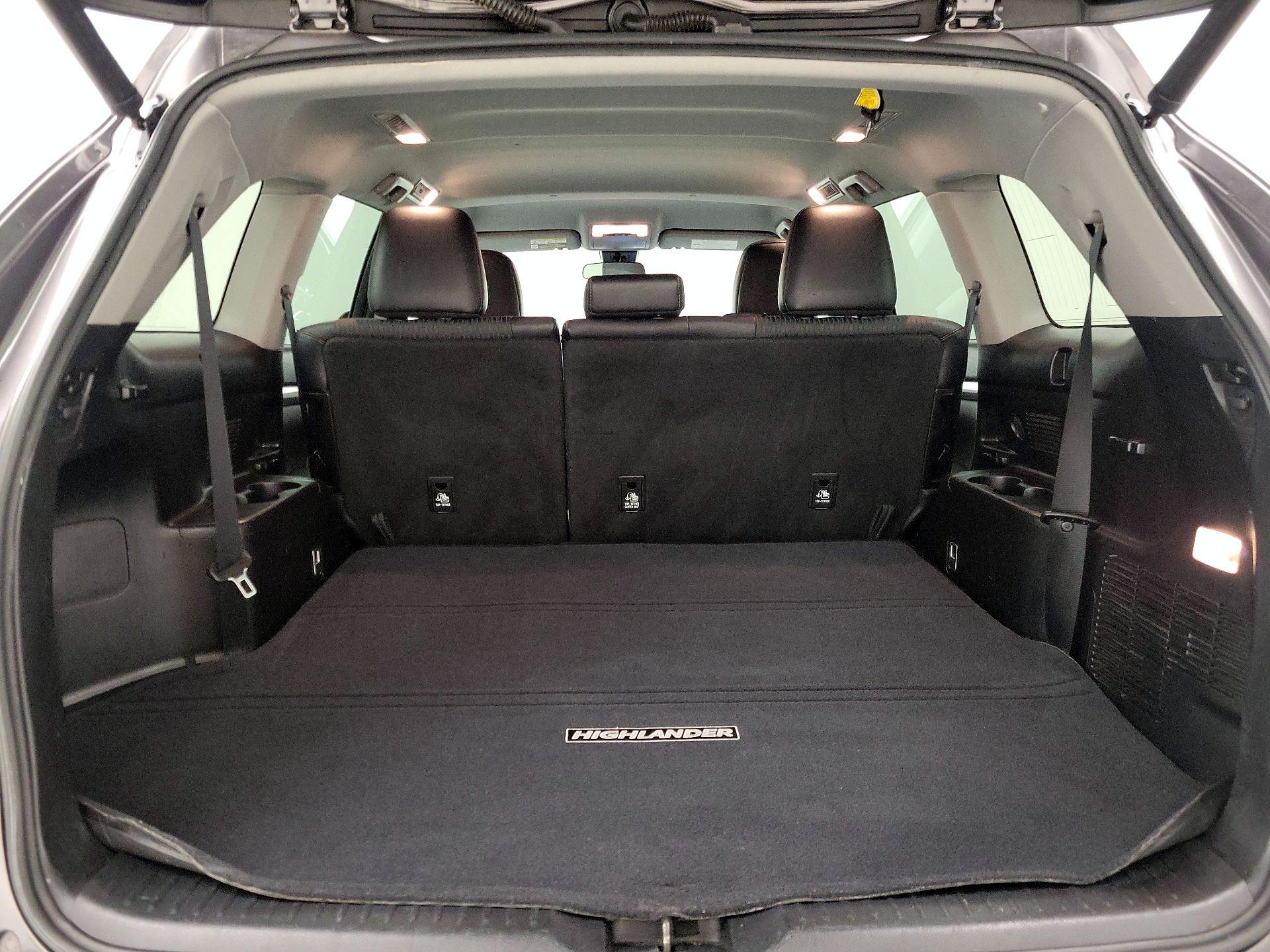 Thumbnail: 2017 Toyota Highlander - 20