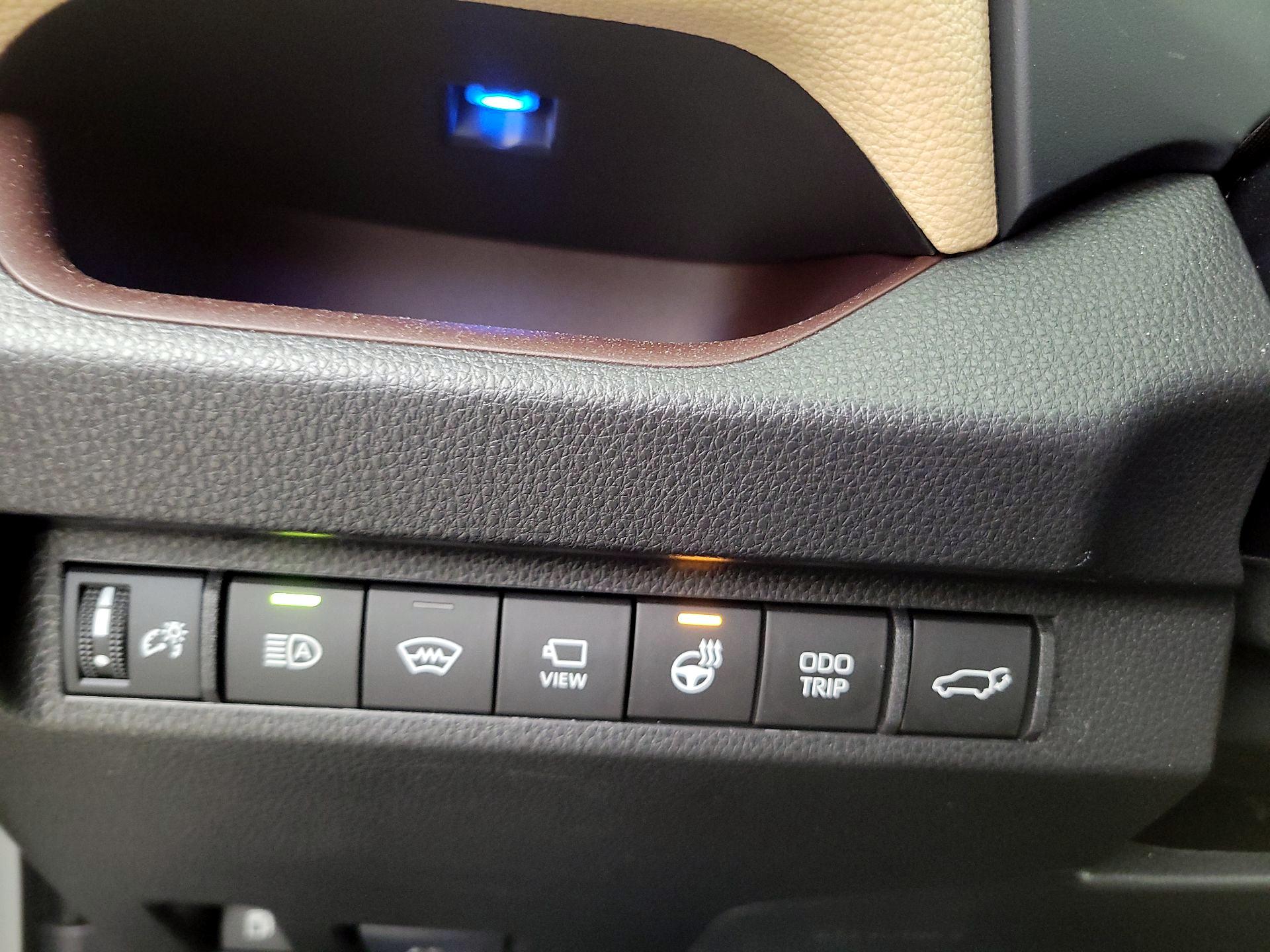 Thumbnail: 2024 Toyota RAV4 - 13