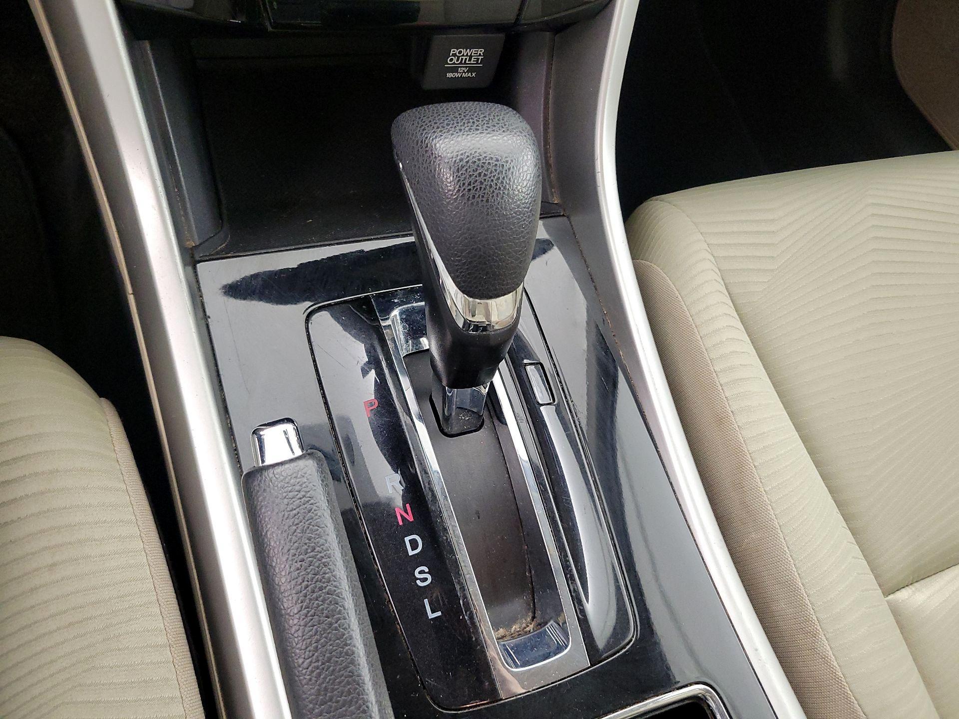 Thumbnail: 2017 Honda Accord - 17