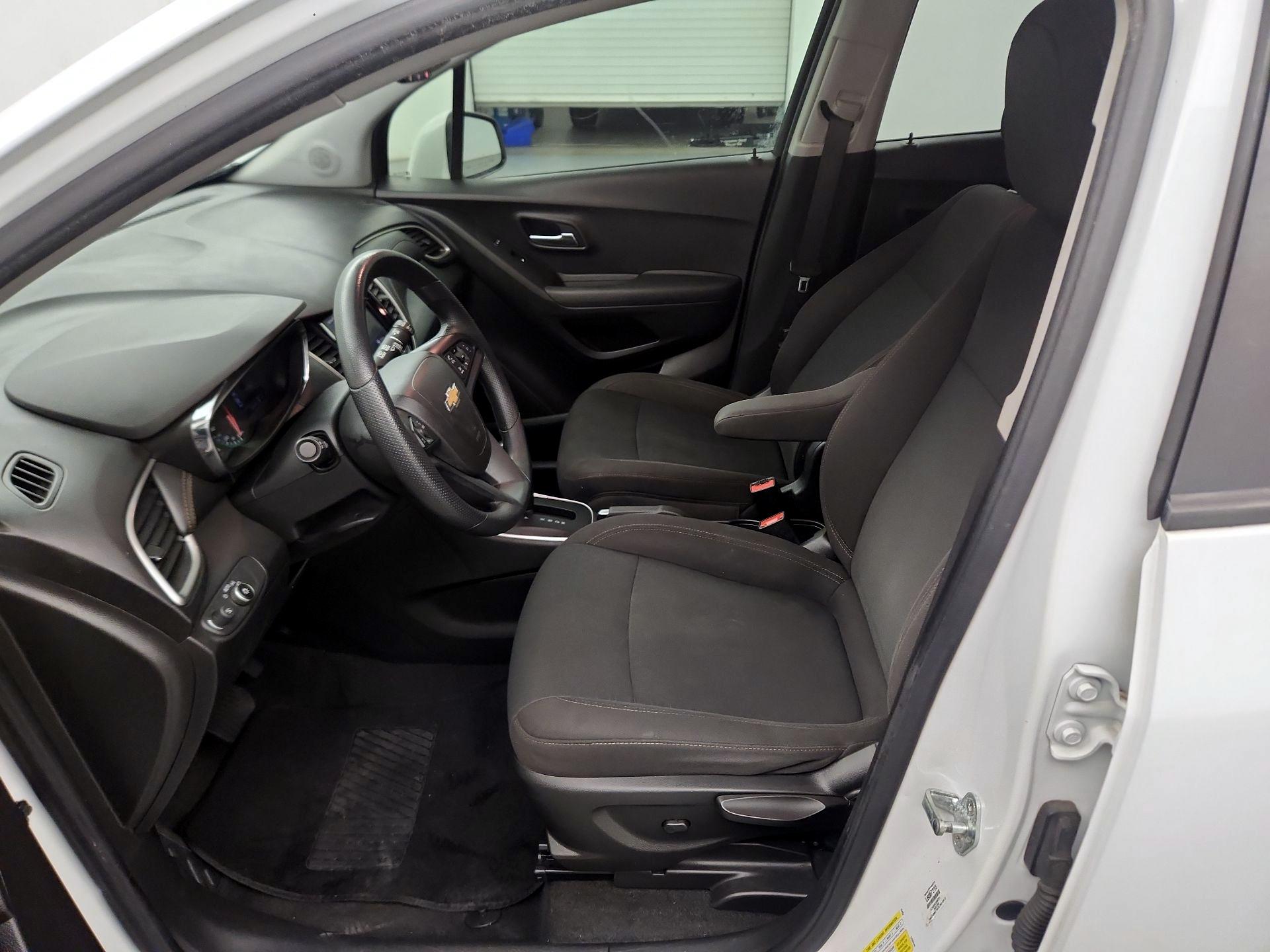 Thumbnail: 2020 Chevrolet Trax - 9