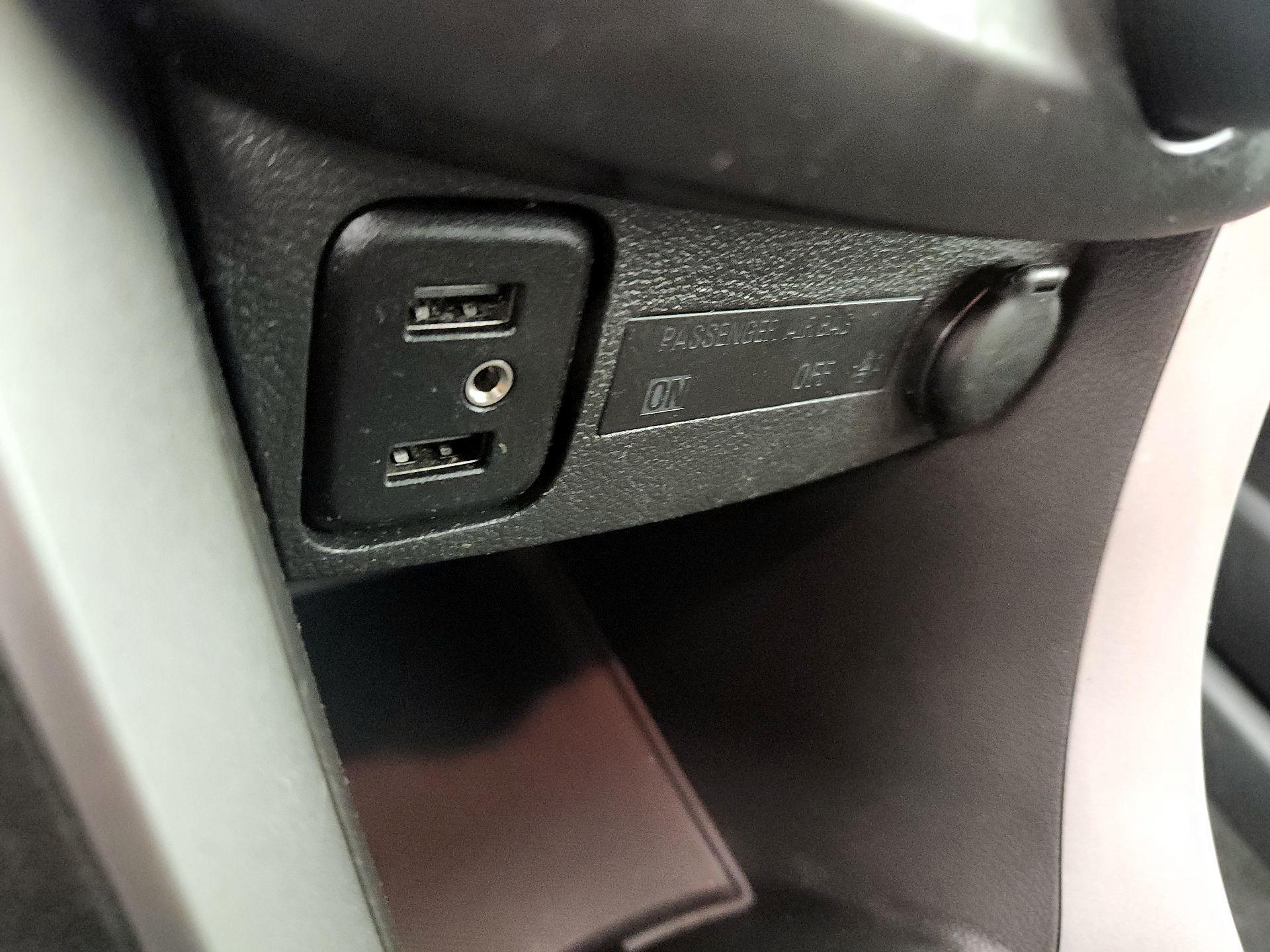 Thumbnail: 2020 Chevrolet Trax - 16