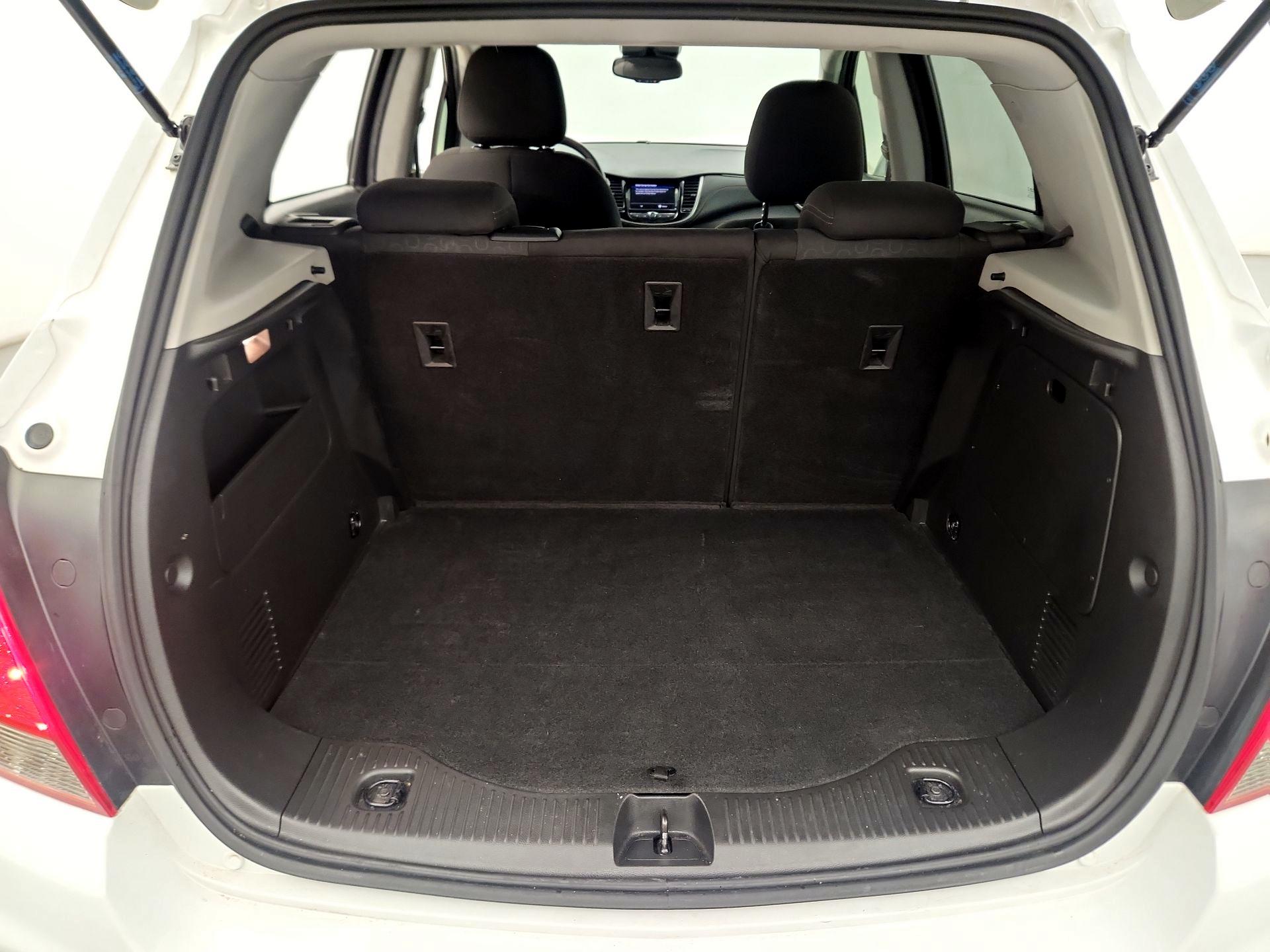 Thumbnail: 2020 Chevrolet Trax - 18