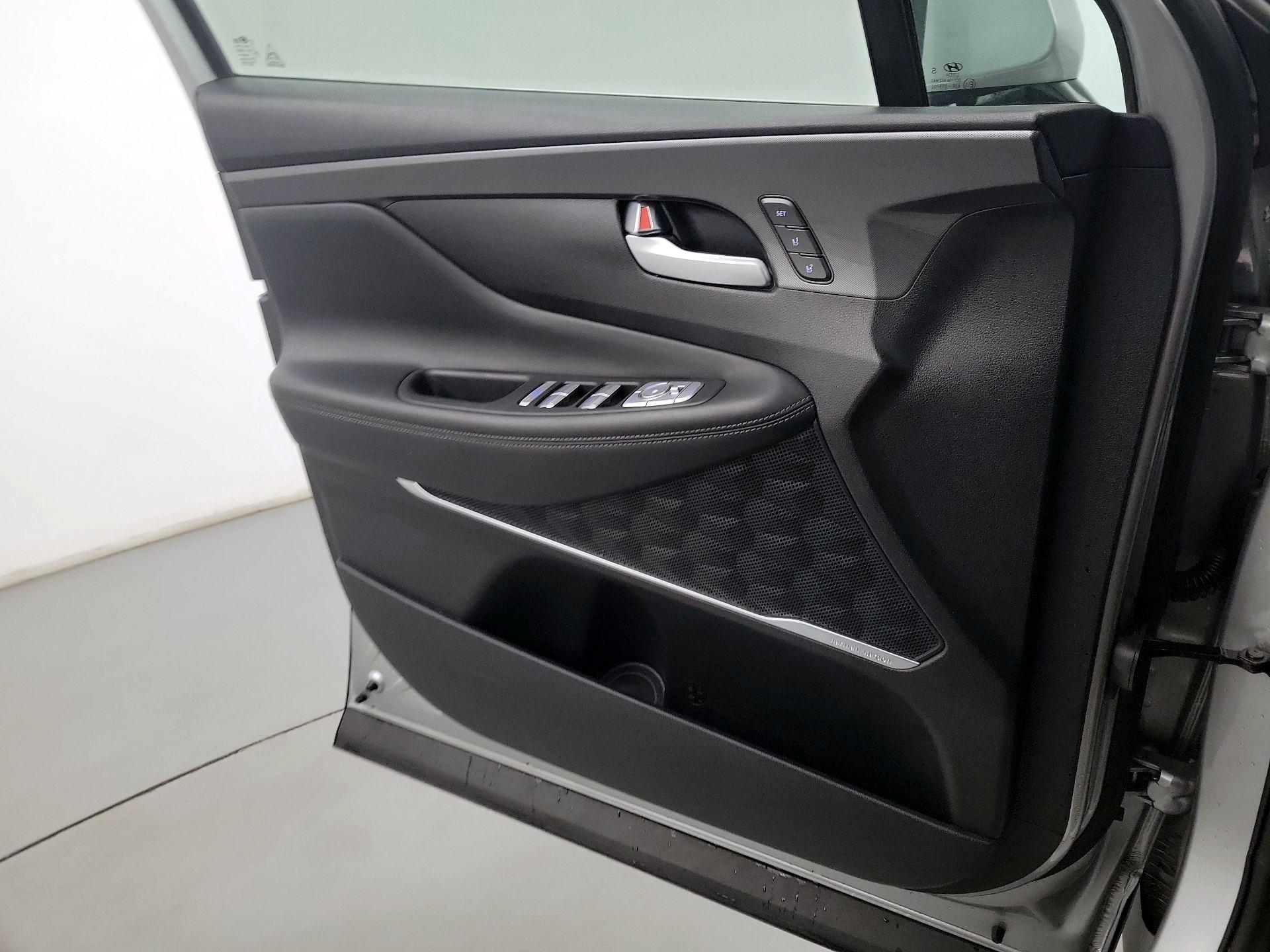 Thumbnail: 2022 Hyundai Santa Fe - 12