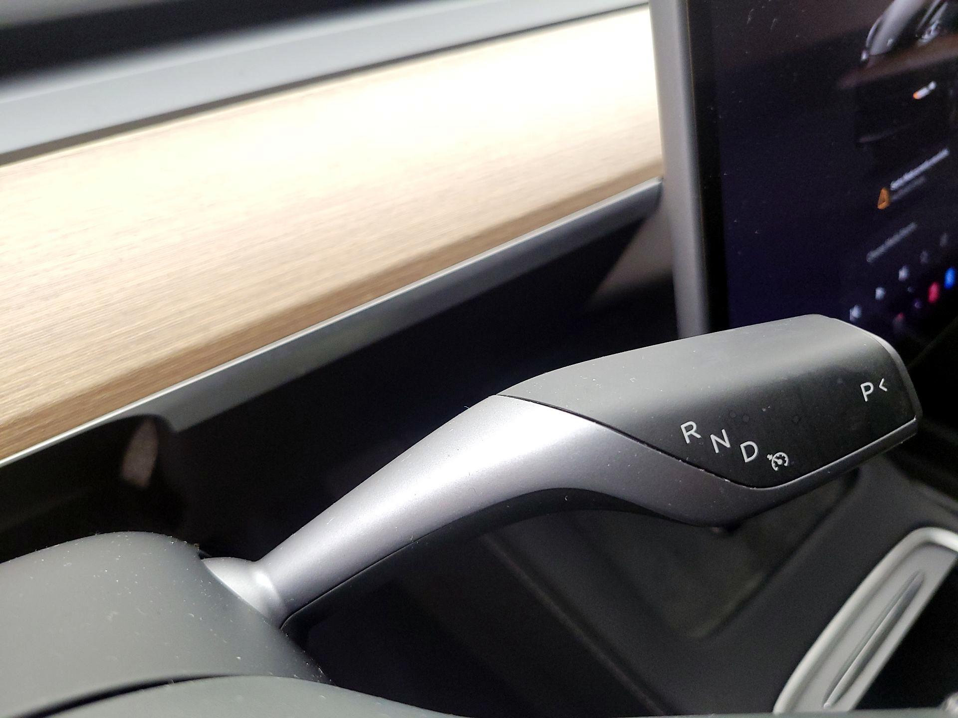 Thumbnail: 2025 Tesla Model Y - 17