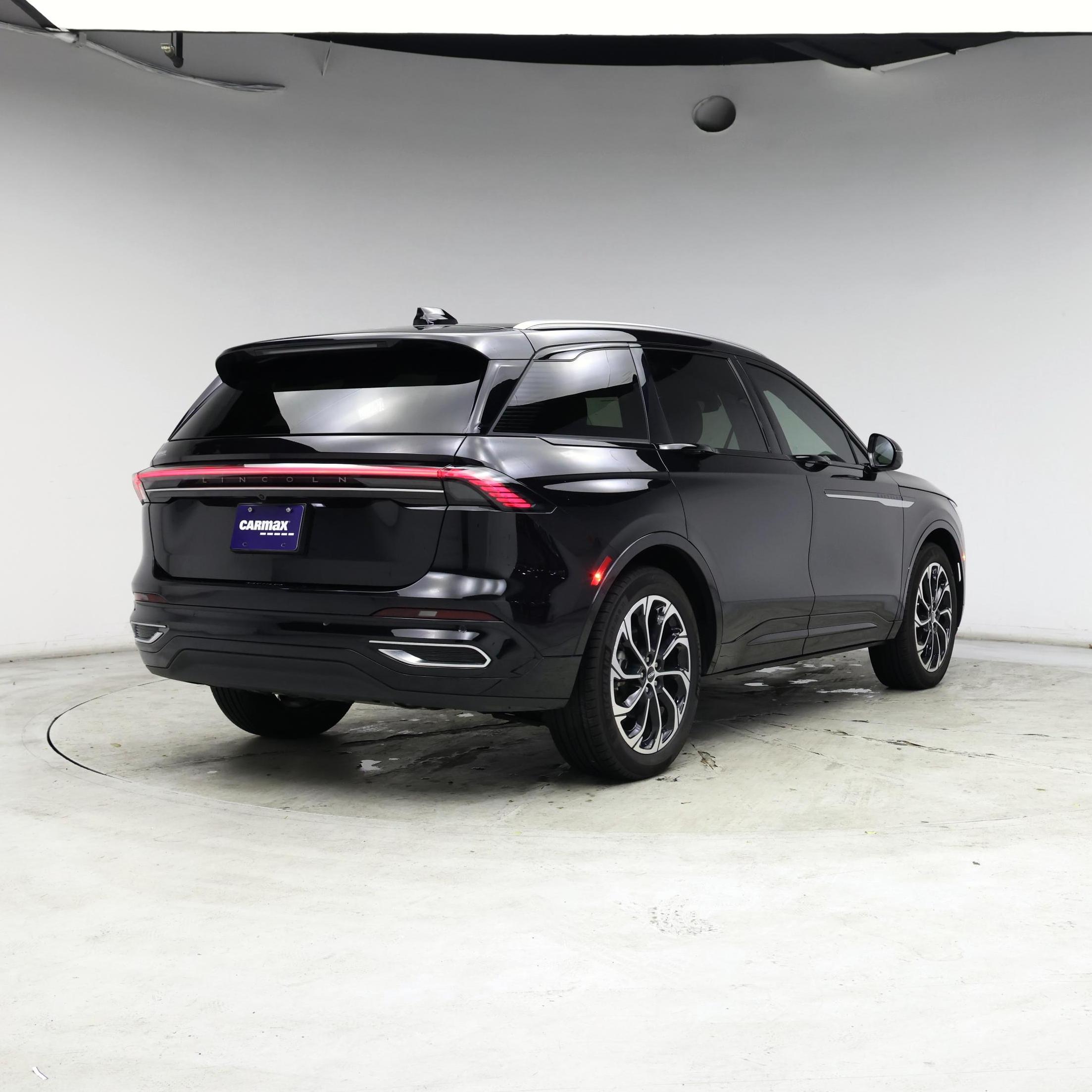 Thumbnail: 2025 Lincoln Nautilus - 8