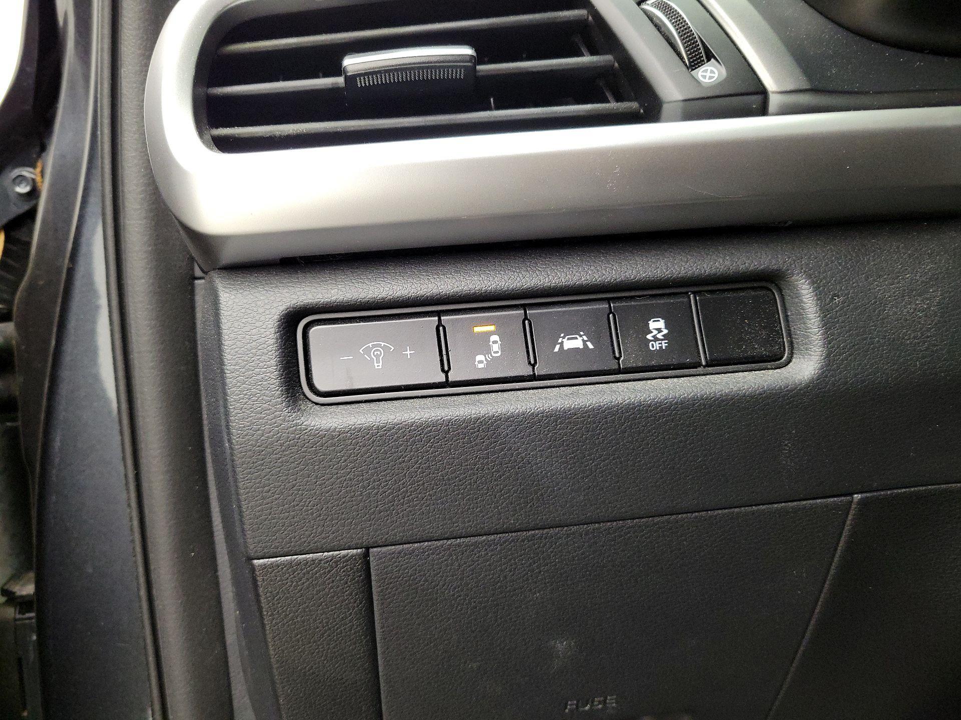 Thumbnail: 2021 Kia Telluride - 13