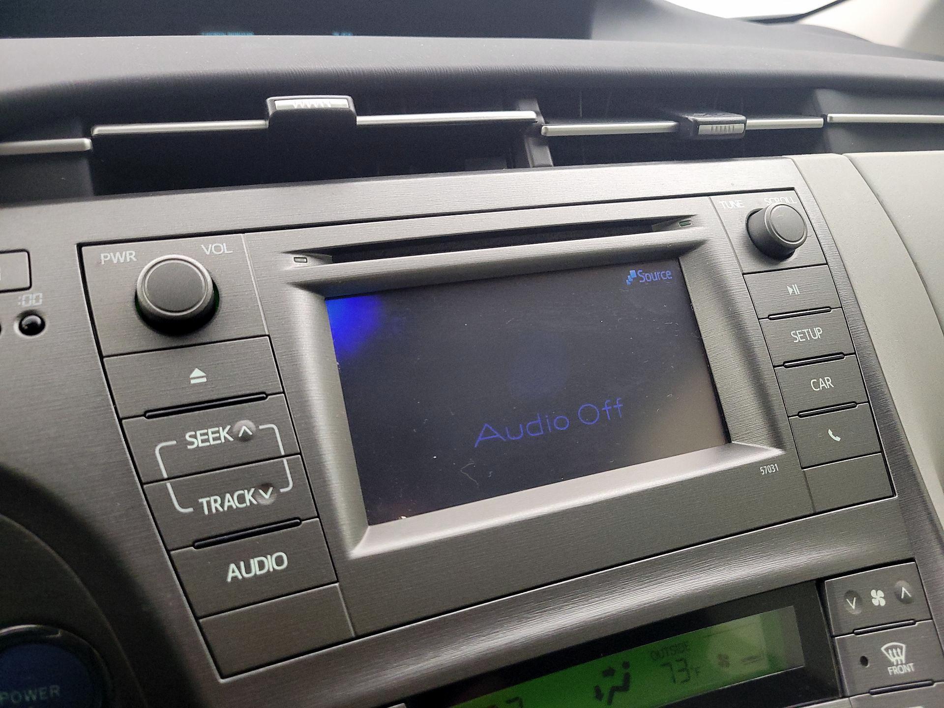 Thumbnail: 2014 Toyota Prius - 15