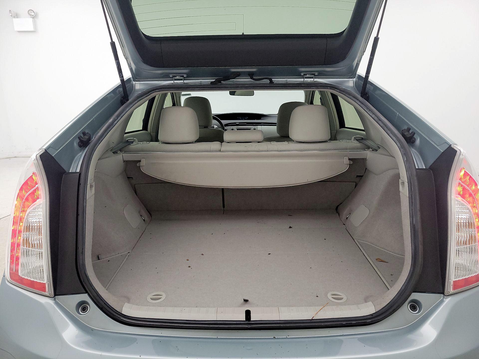 Thumbnail: 2014 Toyota Prius - 20