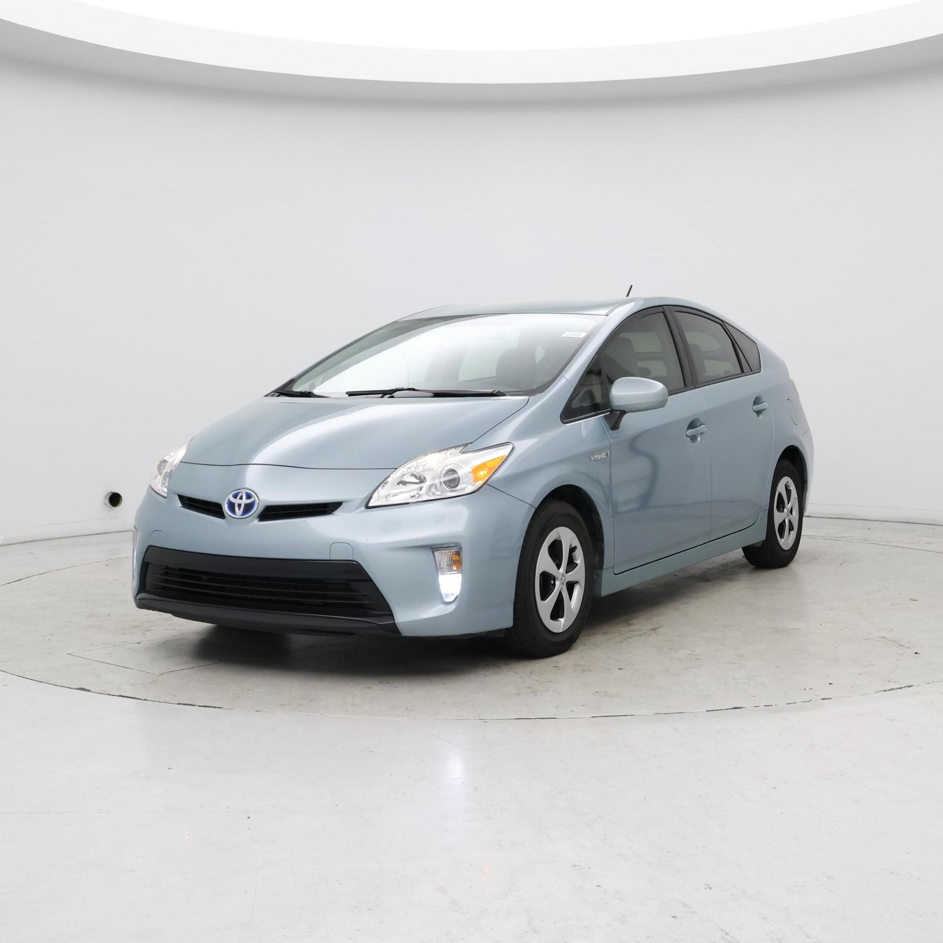 Thumbnail: 2014 Toyota Prius - 4