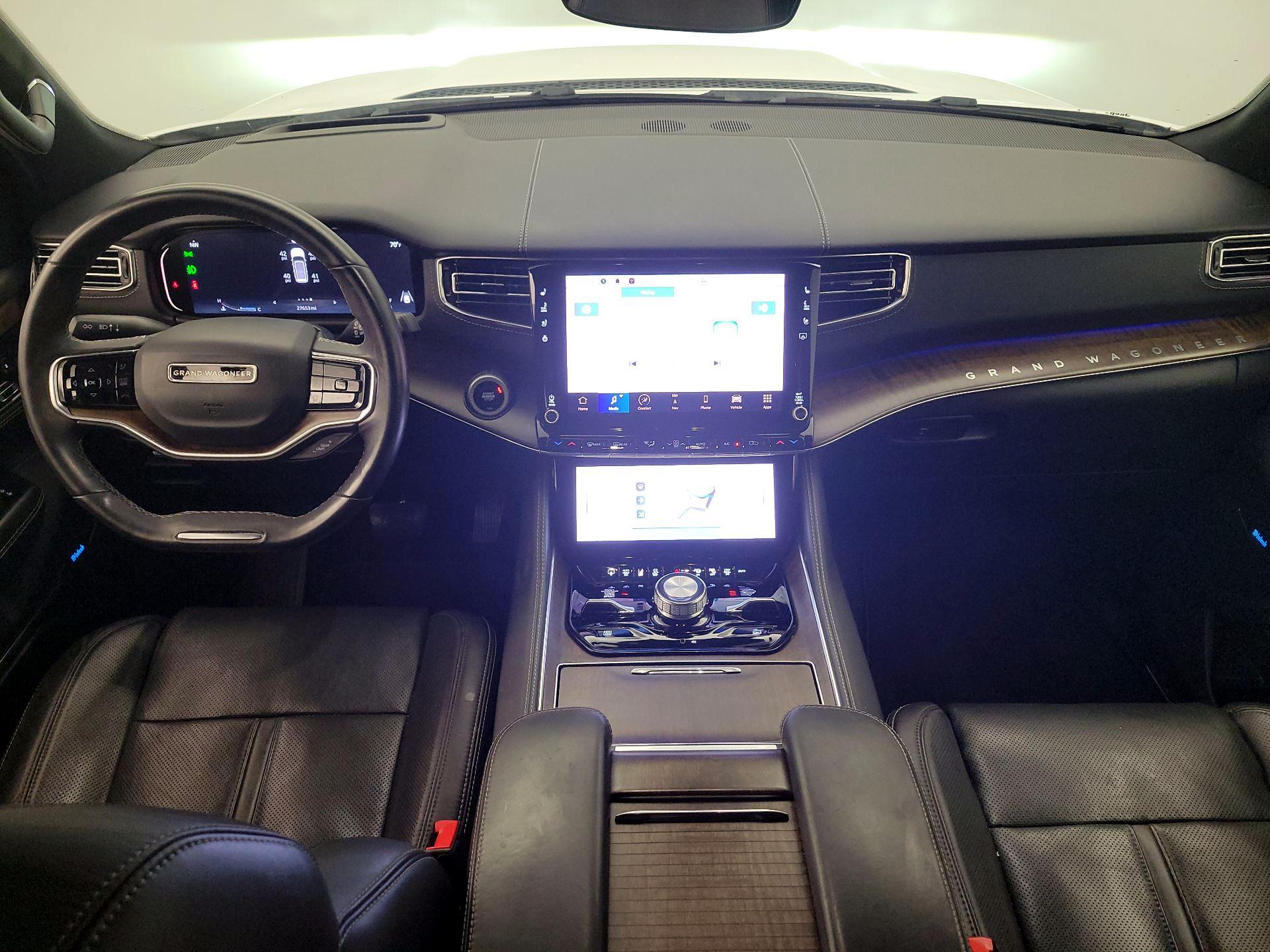 Thumbnail: 2022 Jeep Grand Wagoneer - 9