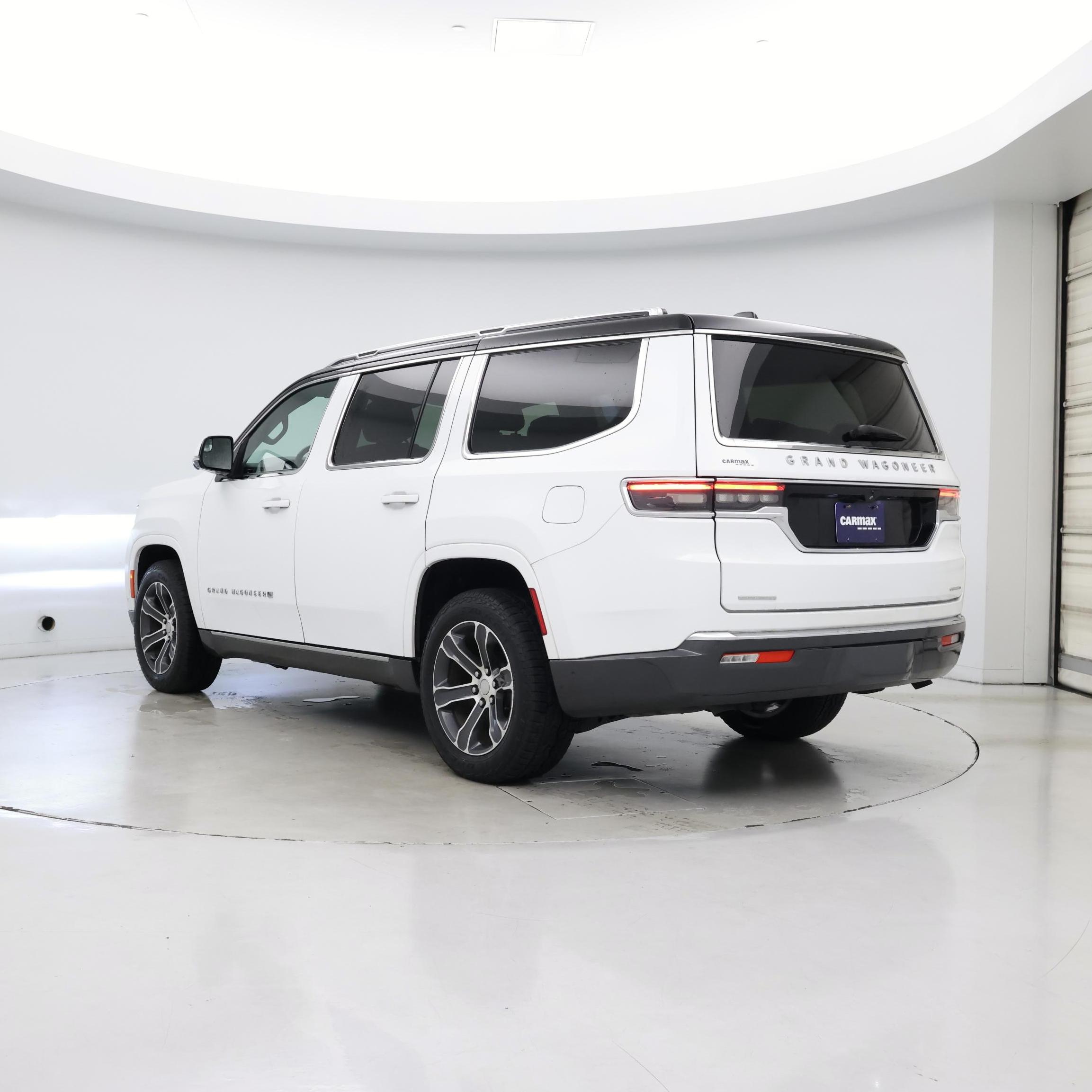 Thumbnail: 2022 Jeep Grand Wagoneer - 2