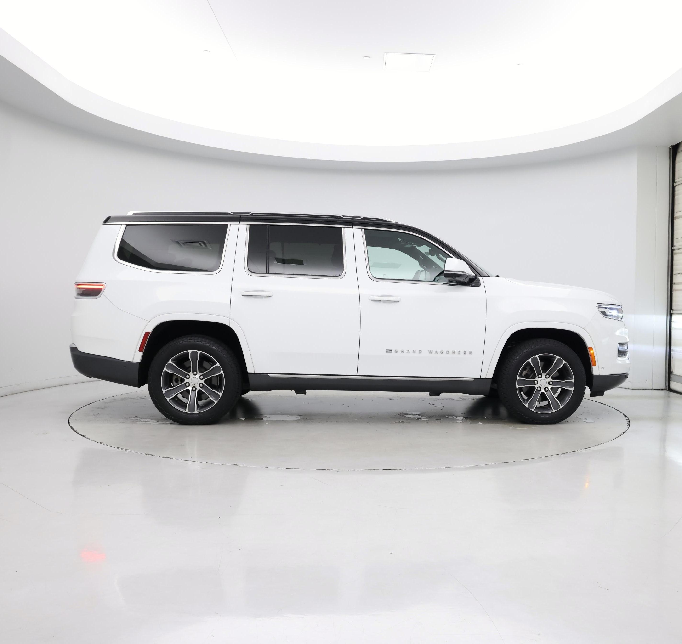 Thumbnail: 2022 Jeep Grand Wagoneer - 7