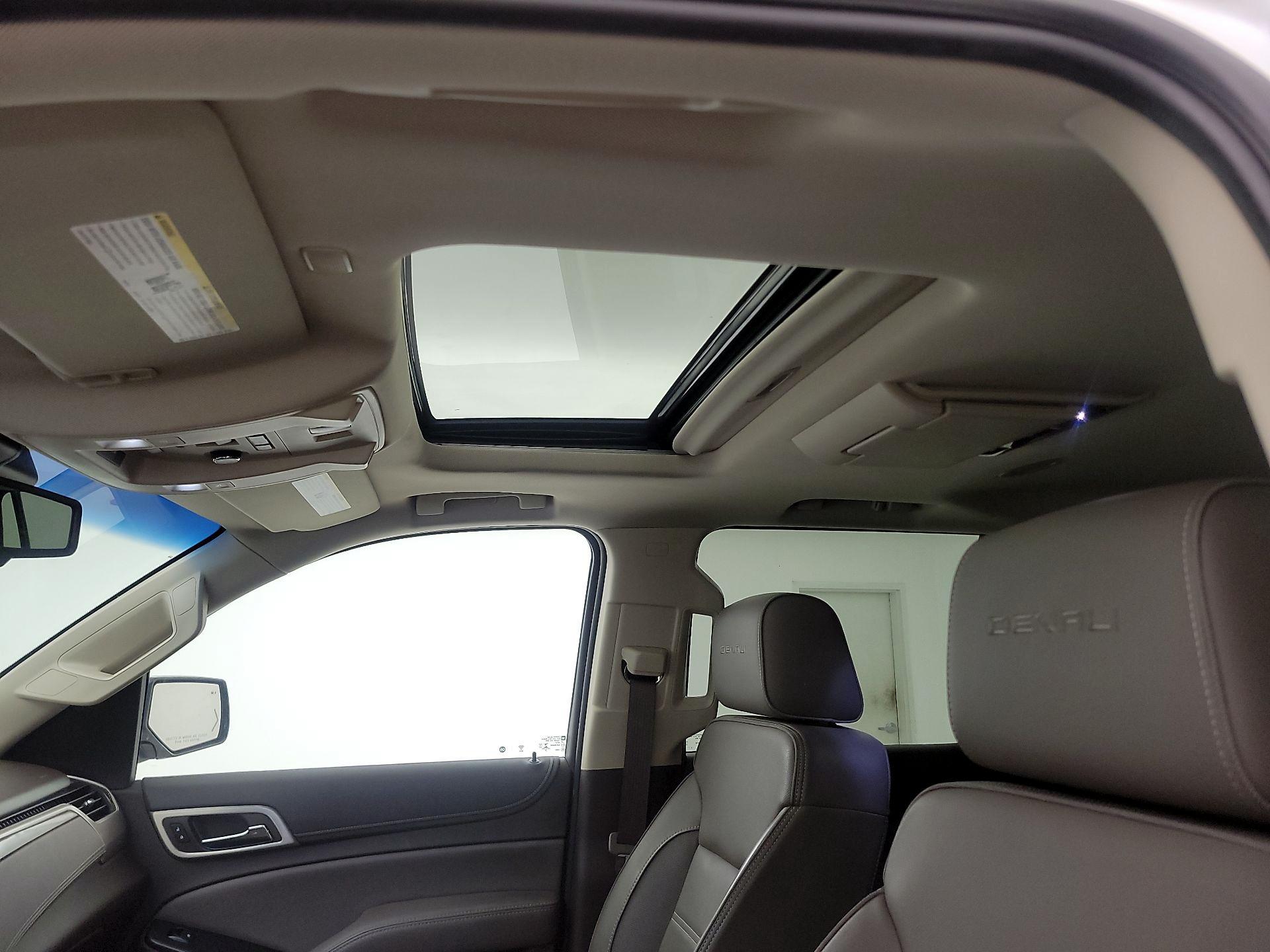 Thumbnail: 2019 GMC Yukon - 20