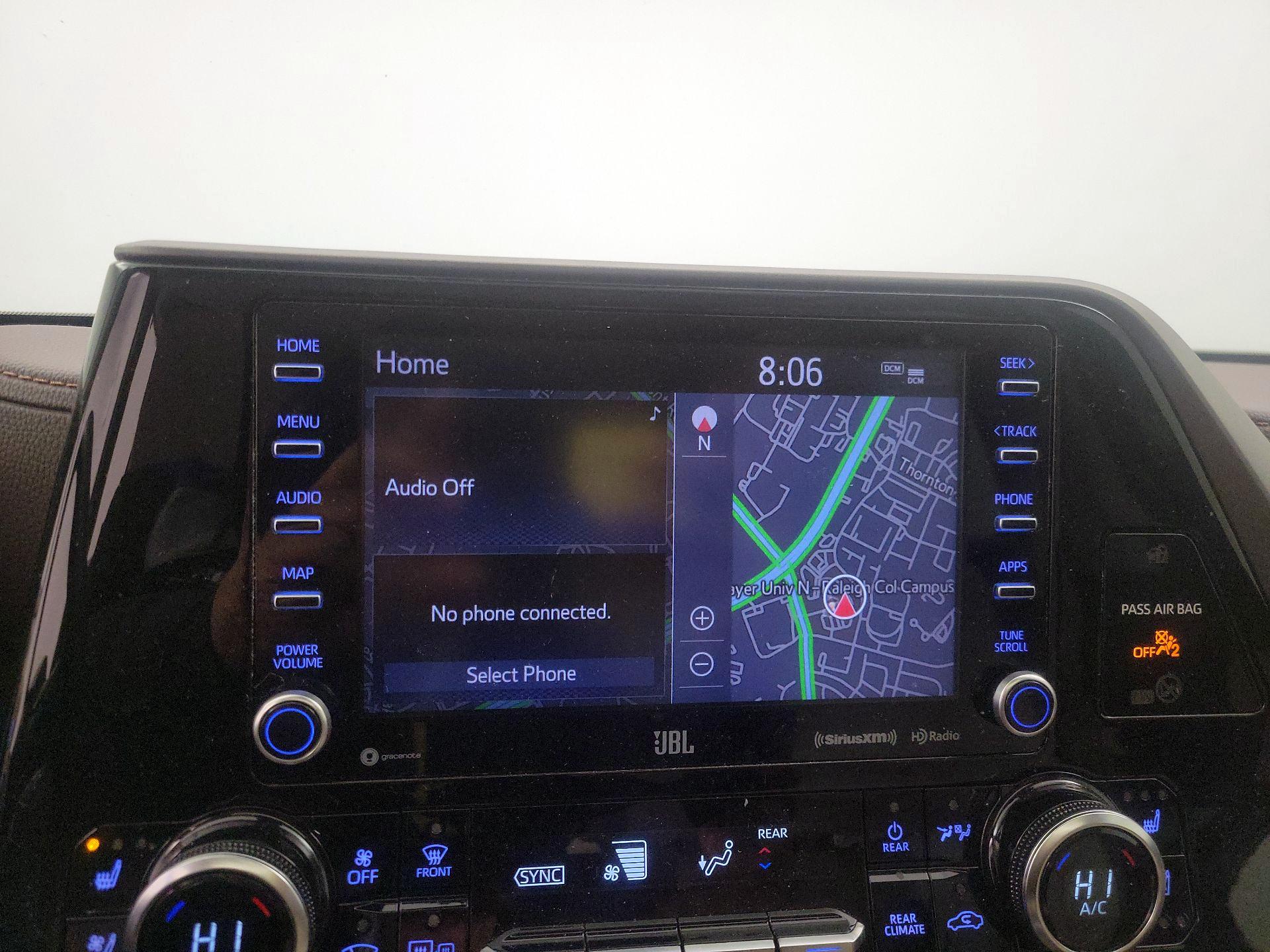 Thumbnail: 2022 Toyota Highlander - 14