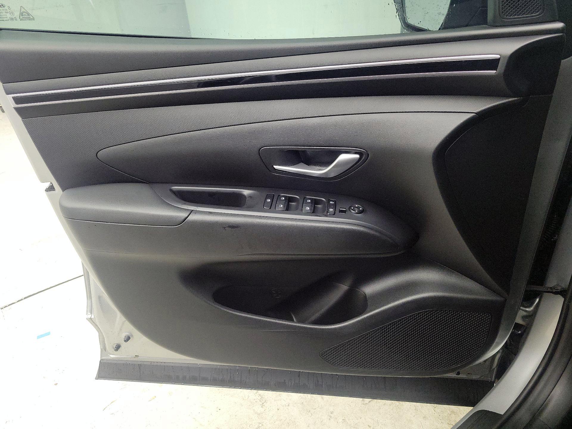 Thumbnail: 2023 Hyundai Tucson - 12