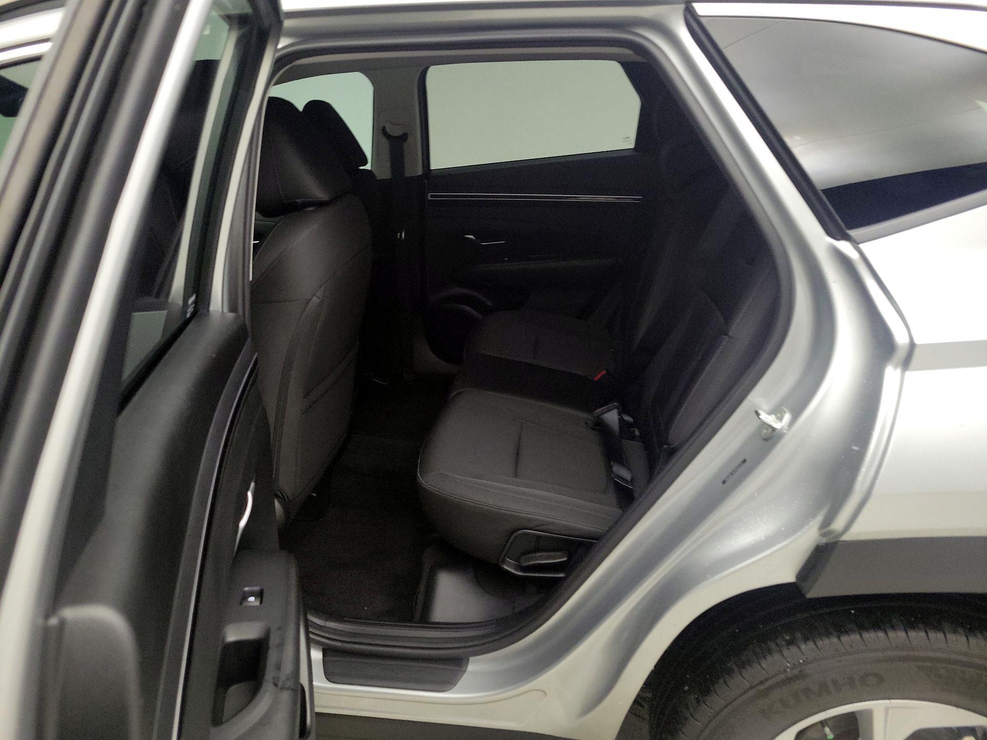 Thumbnail: 2023 Hyundai Tucson - 19