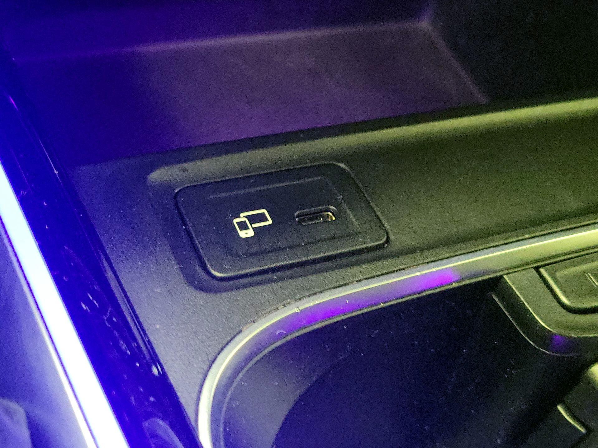 Thumbnail: 2023 Mercedes-Benz GLB - 18