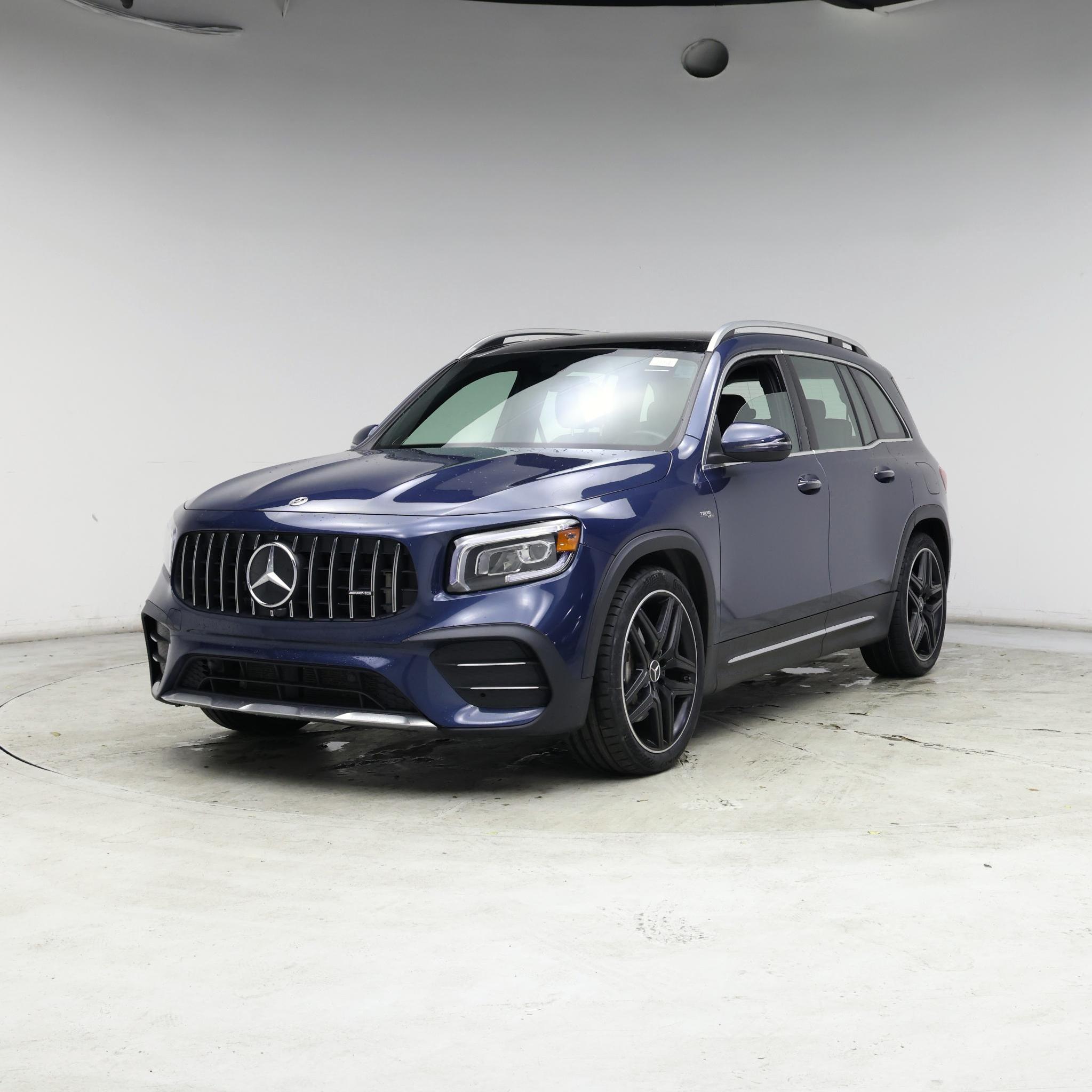 Thumbnail: 2023 Mercedes-Benz GLB - 4