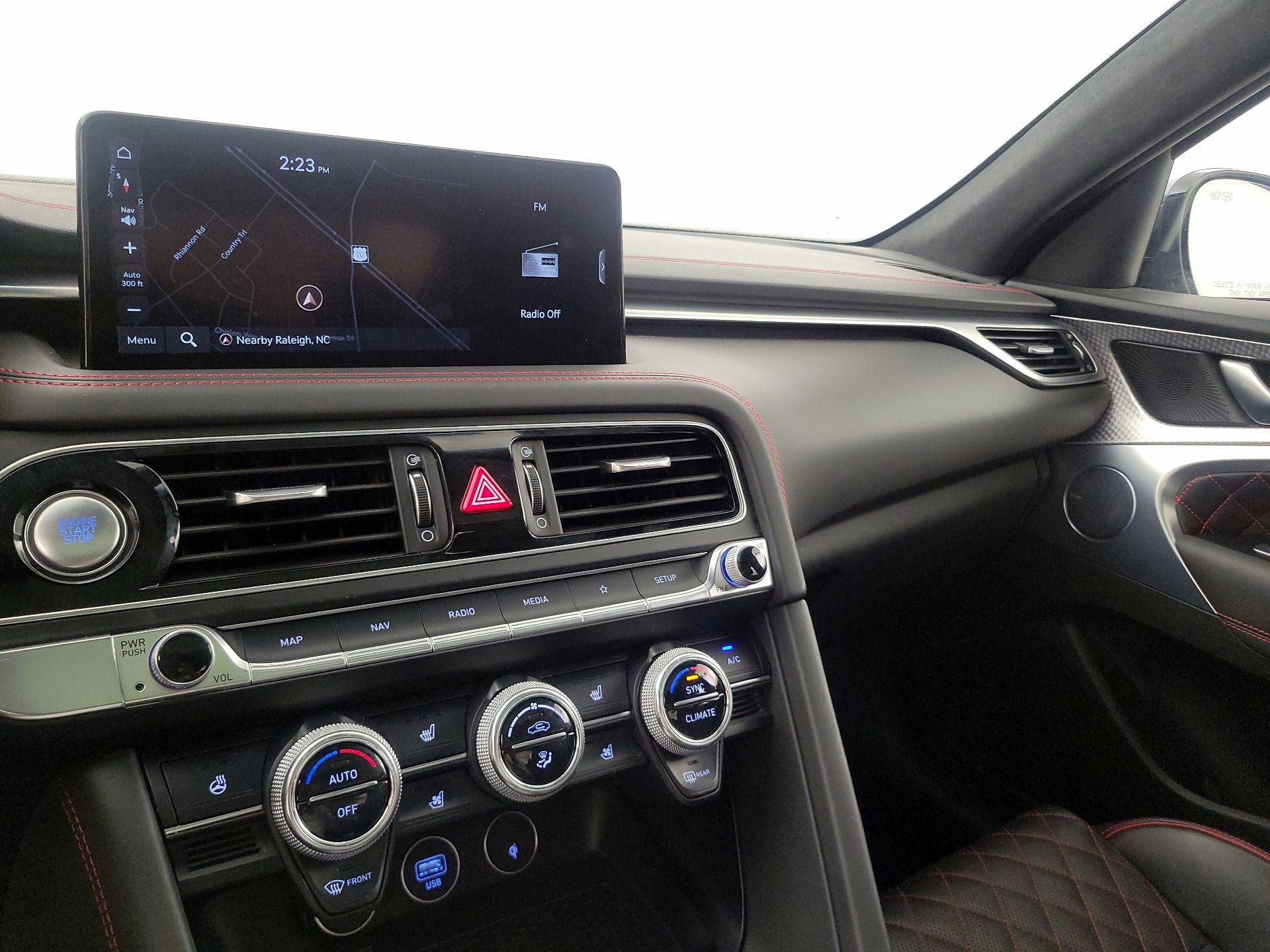 Thumbnail: 2023 Genesis G70 - 14