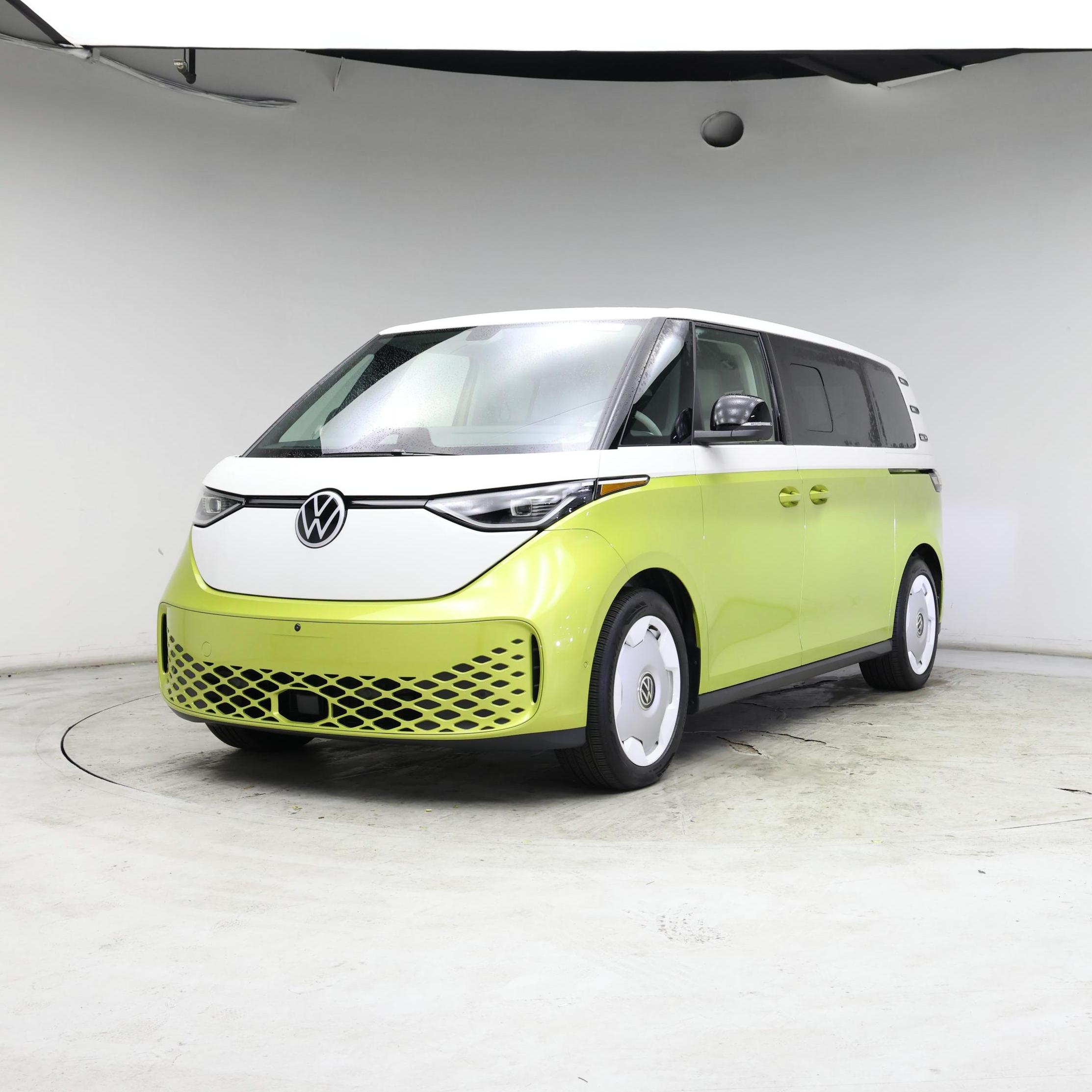 Thumbnail: 2025 Volkswagen ID.Buzz - 4