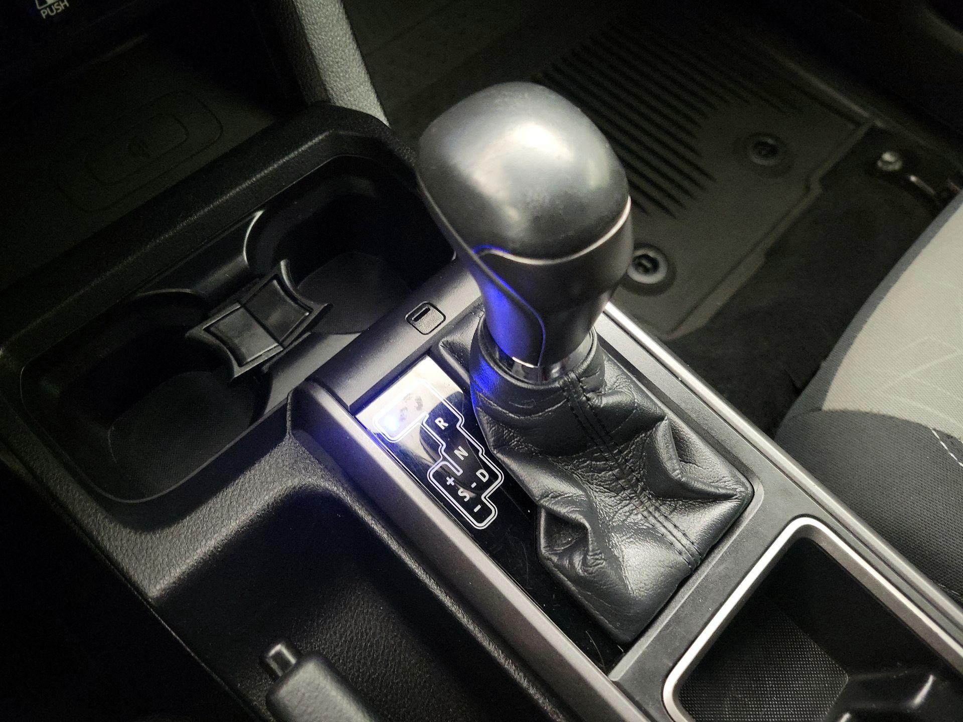 Thumbnail: 2021 Toyota Tacoma - 17