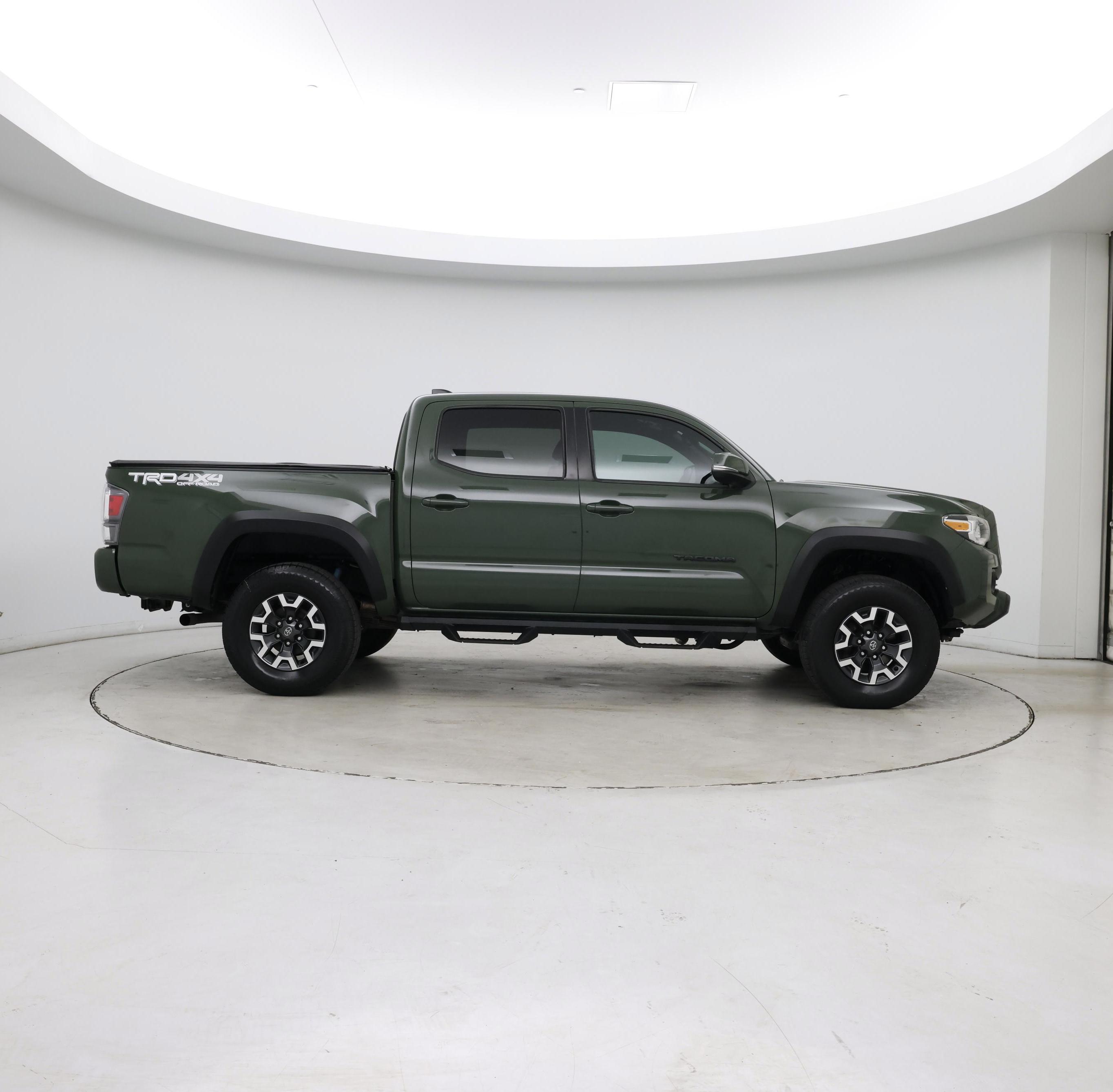 Thumbnail: 2021 Toyota Tacoma - 7