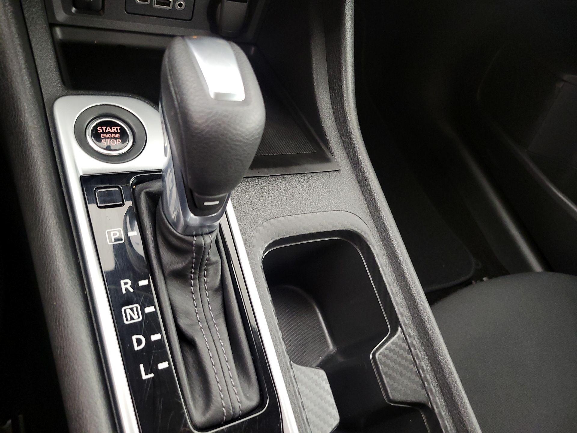 Thumbnail: 2024 Nissan Sentra - 17