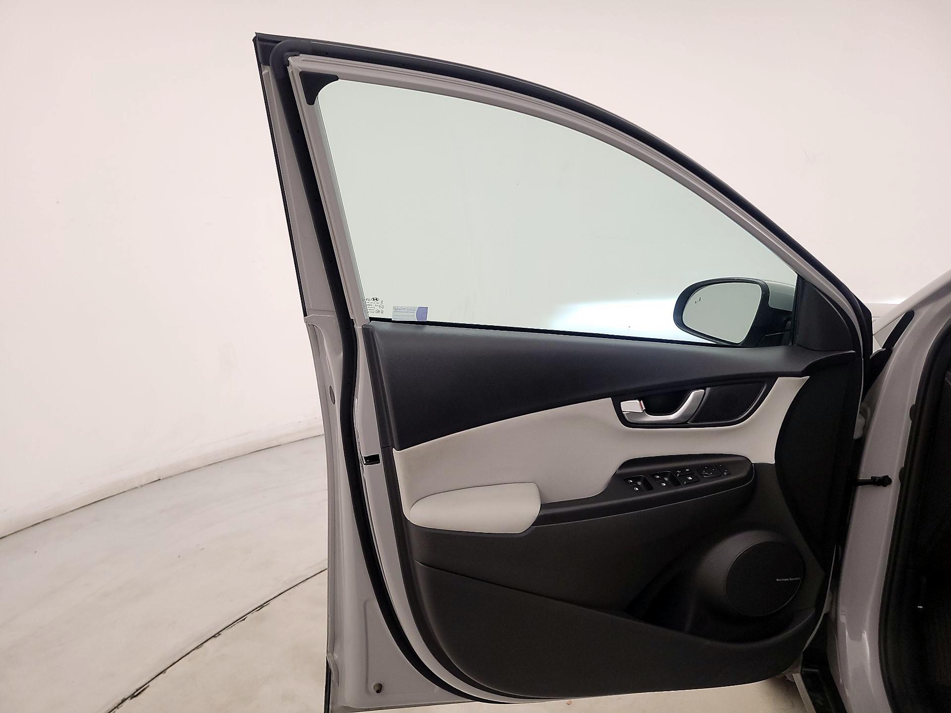 Thumbnail: 2023 Hyundai Kona - 12