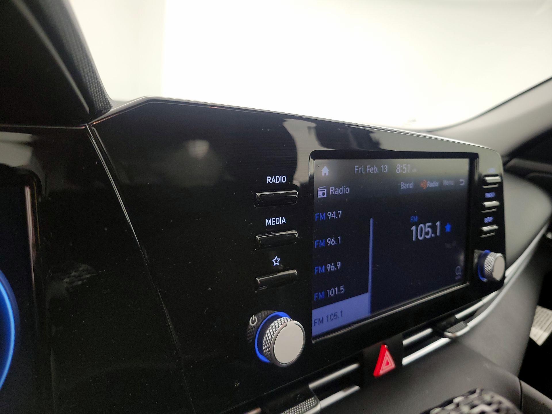 Thumbnail: 2022 Hyundai Elantra - 15