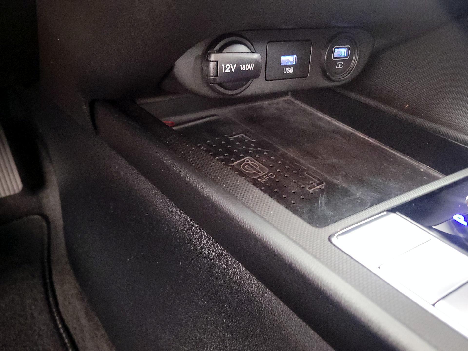 Thumbnail: 2022 Hyundai Elantra - 18