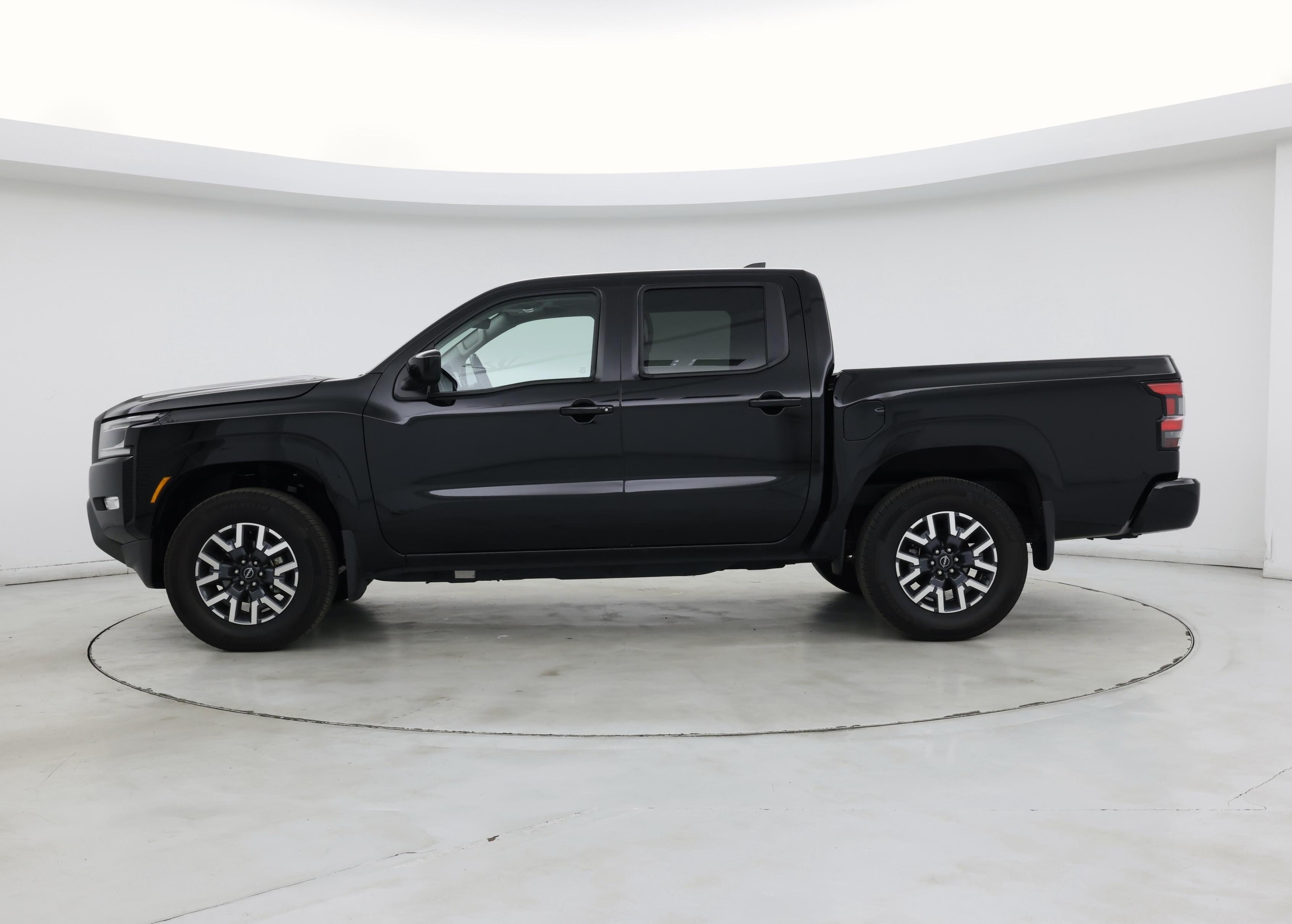 Thumbnail: 2024 Nissan Frontier - 3