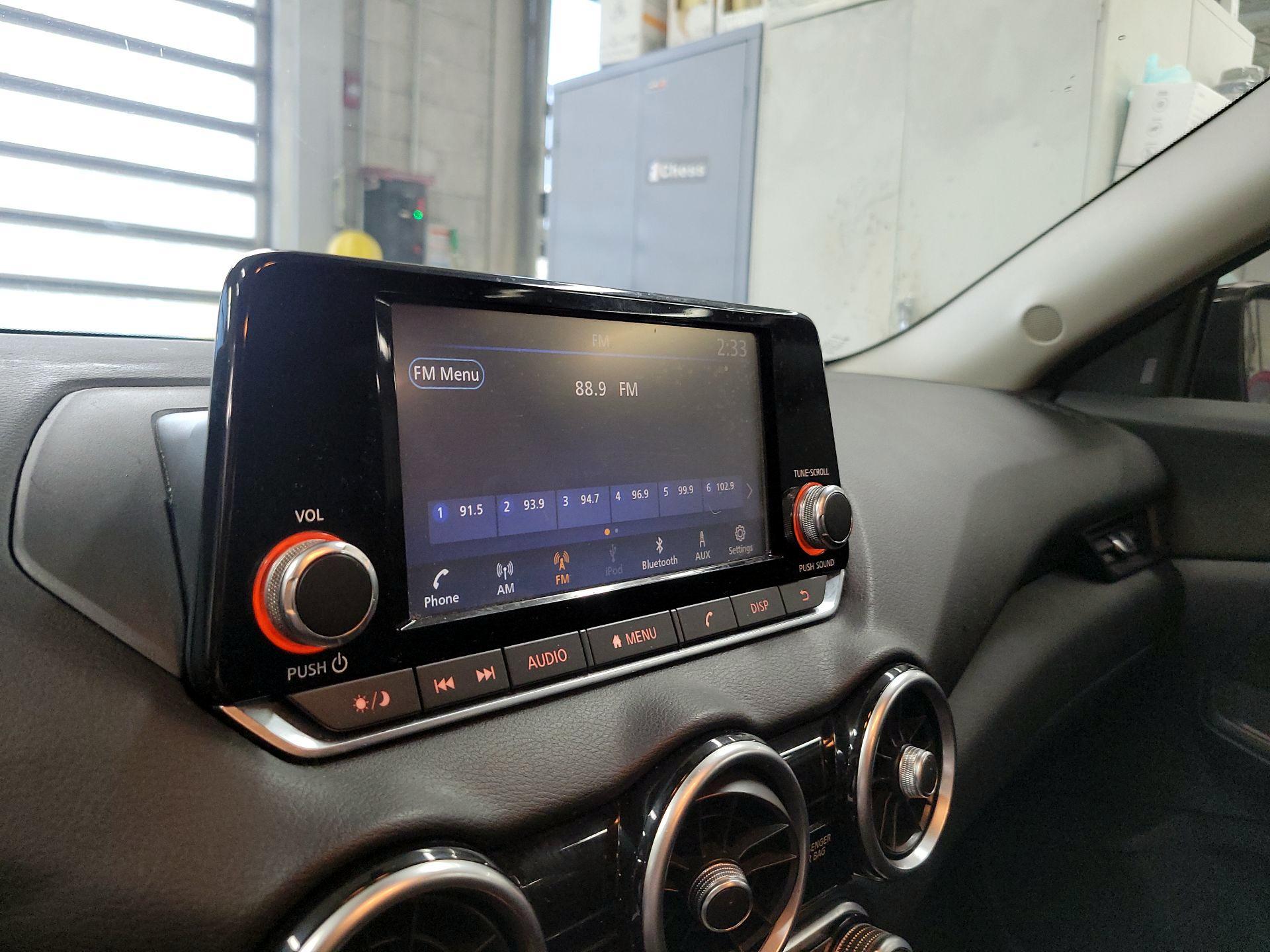 Thumbnail: 2022 Nissan Sentra - 13