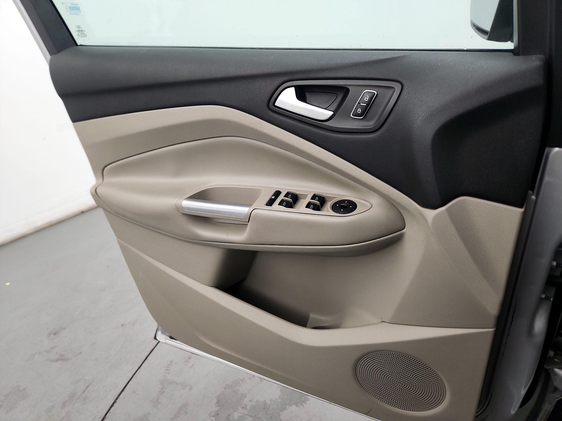 Thumbnail: 2014 Ford Escape - 10