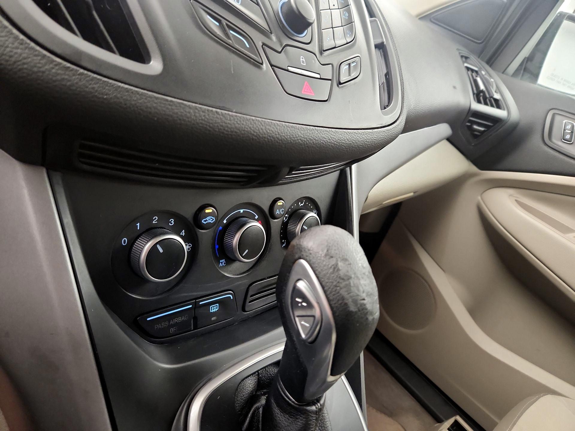 Thumbnail: 2014 Ford Escape - 14