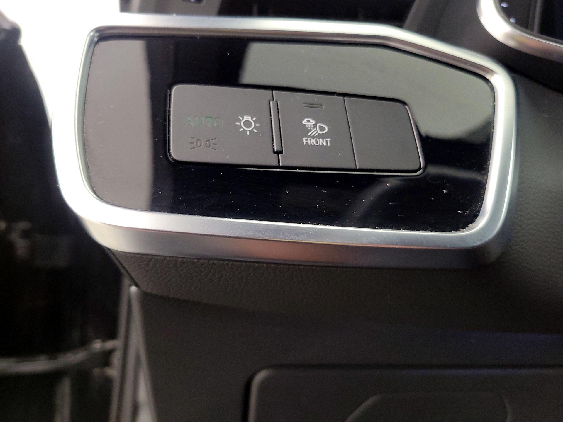 Thumbnail: 2021 Audi A6 - 13