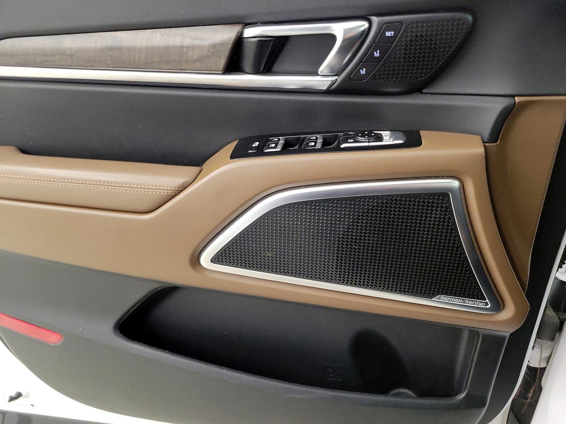 Thumbnail: 2021 Kia Telluride - 12