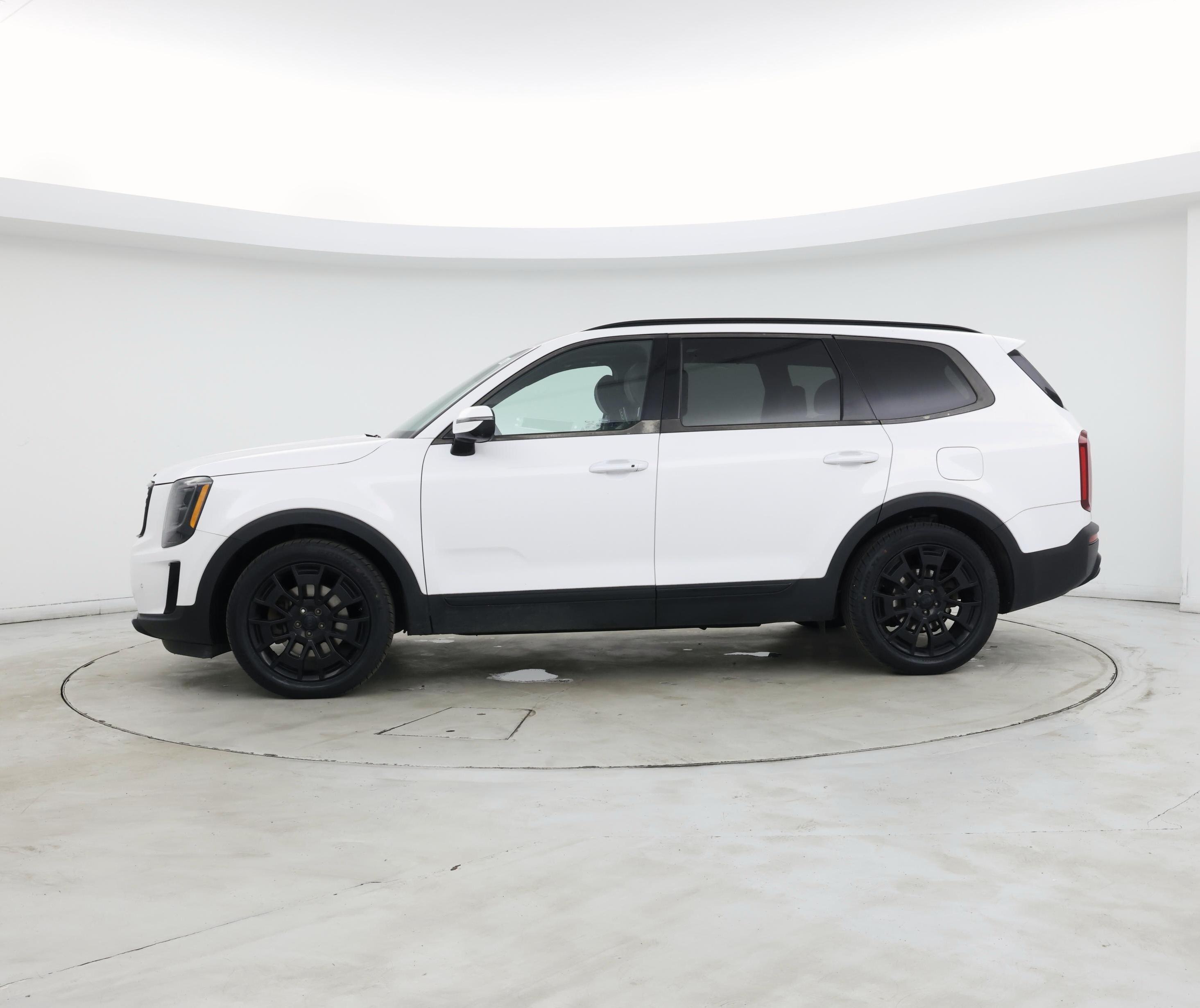 Thumbnail: 2021 Kia Telluride - 3