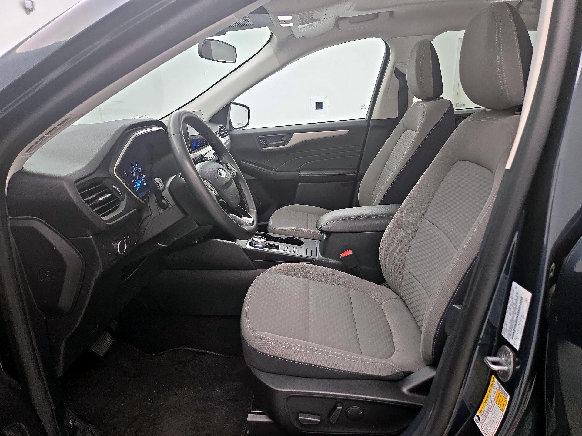 Thumbnail: 2022 Ford Escape - 11