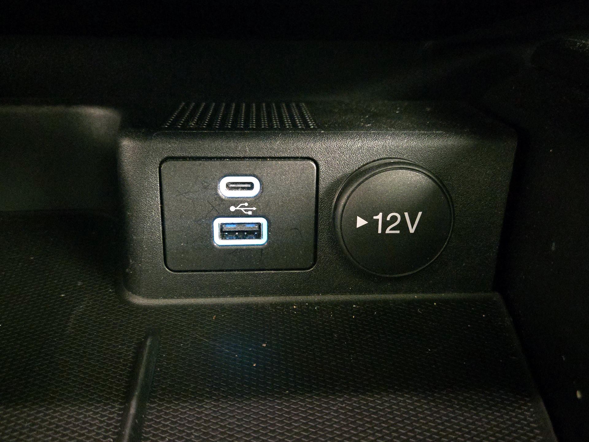 Thumbnail: 2022 Ford Escape - 18